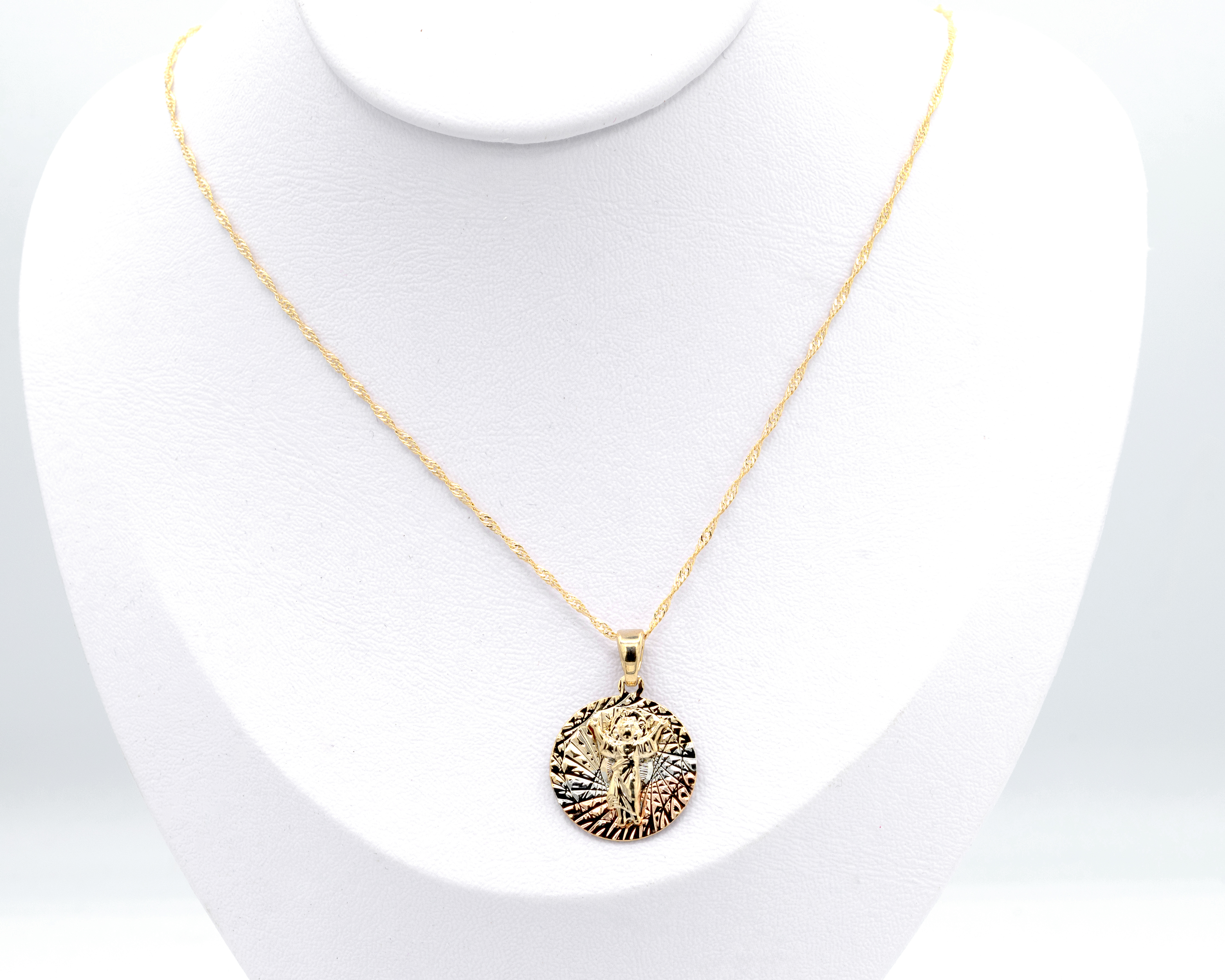 Foto 6 pulgar | Foto 5 | Collar de Chapa de Oro 18K Petra