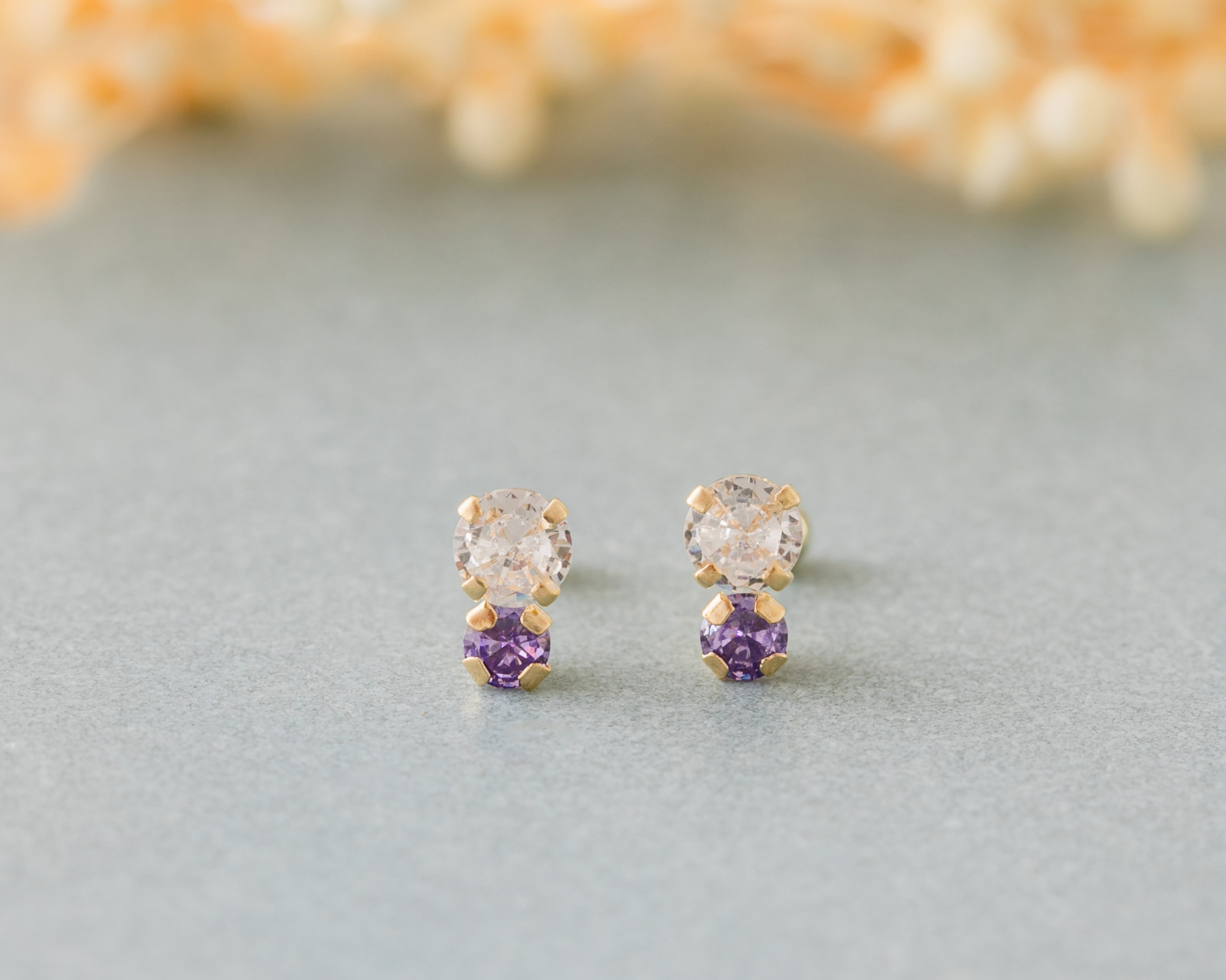 Foto 4 pulgar | Foto 3 | Aretes de Oro 10k Zokko