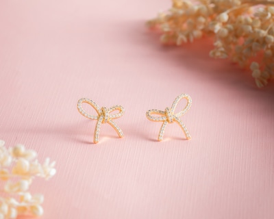 Foto 3 | Foto 3 | Aretes Moño de Chapa de Oro 14k By Adina Eden