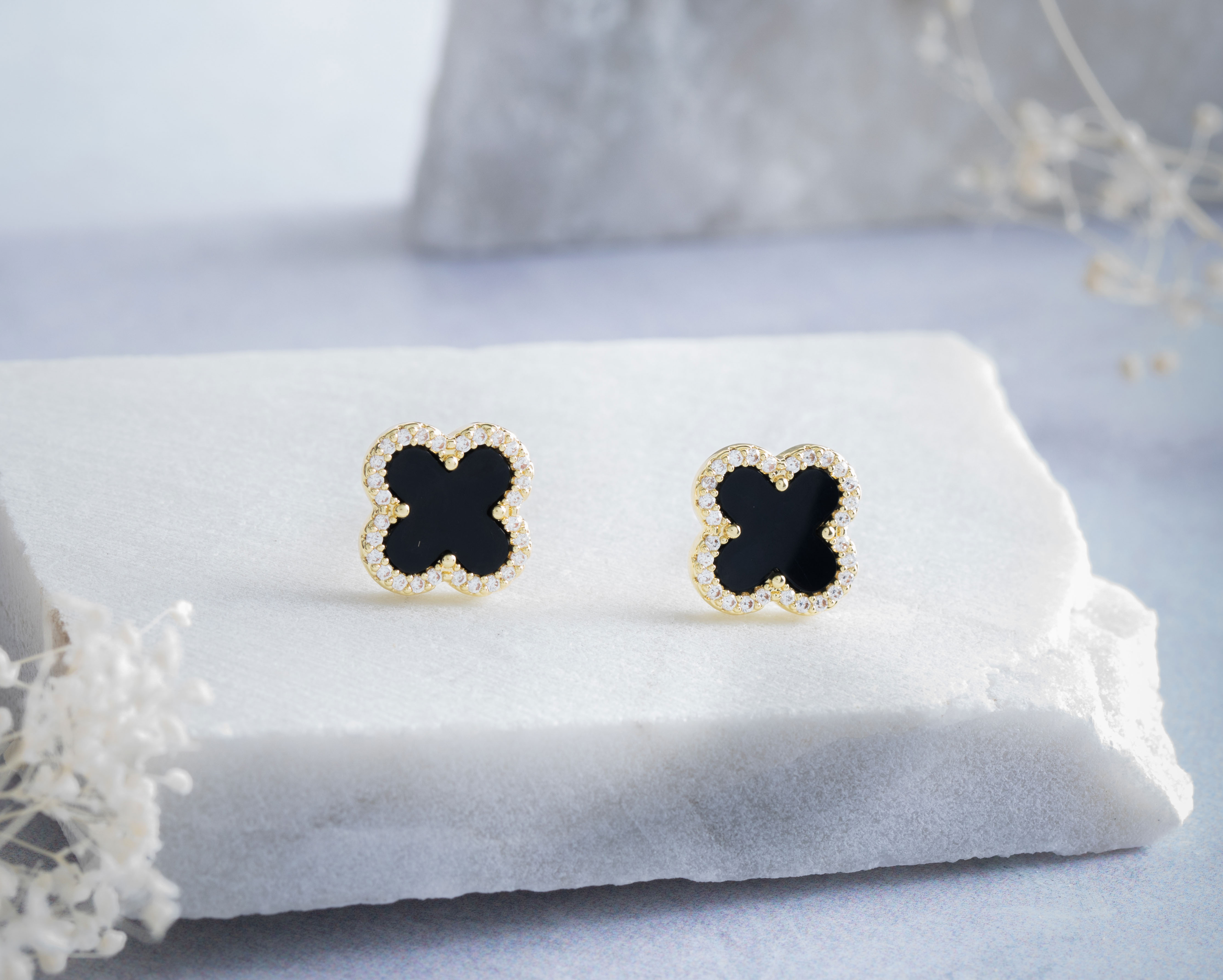 Foto 3 | Foto 3 | Aretes de Chapa de Oro 14k By Adina Eden