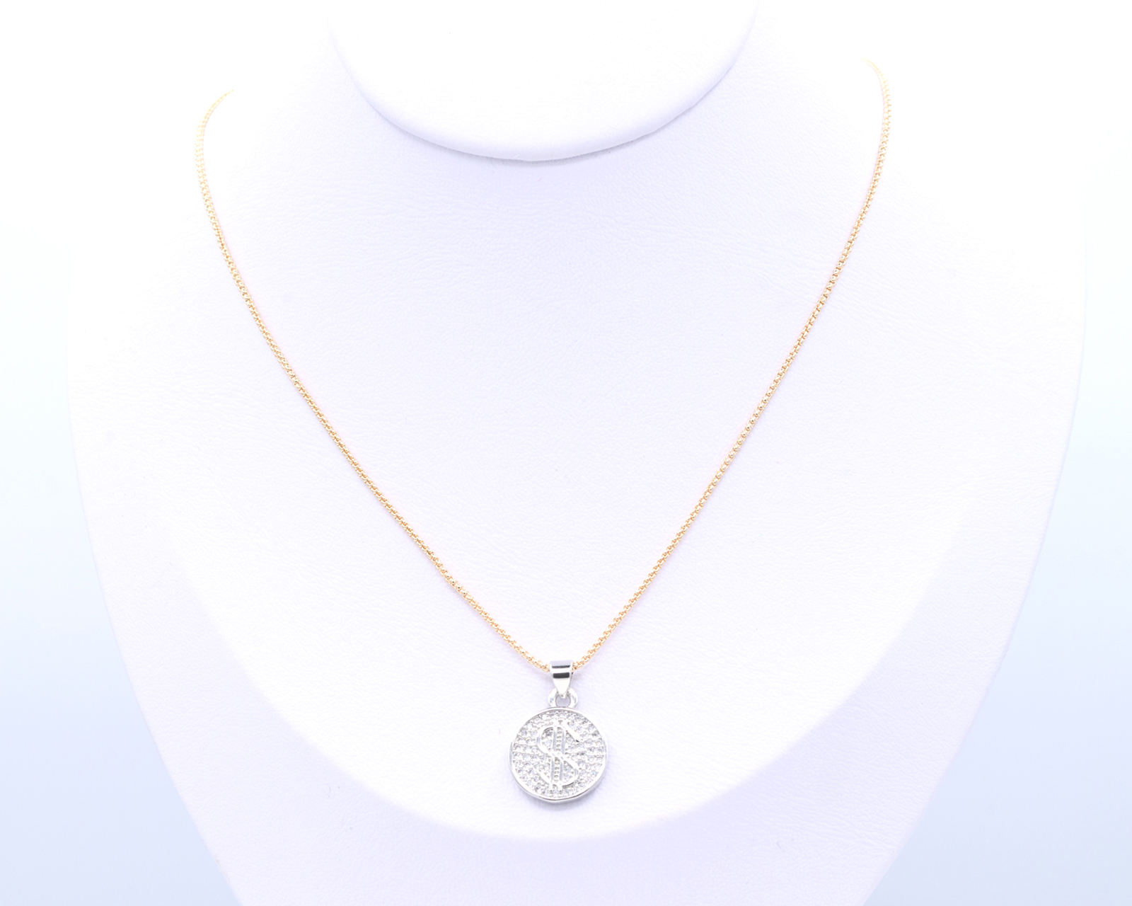 Foto 5 pulgar | Foto 4 | Collar Chapa de Oro 18K Zokko