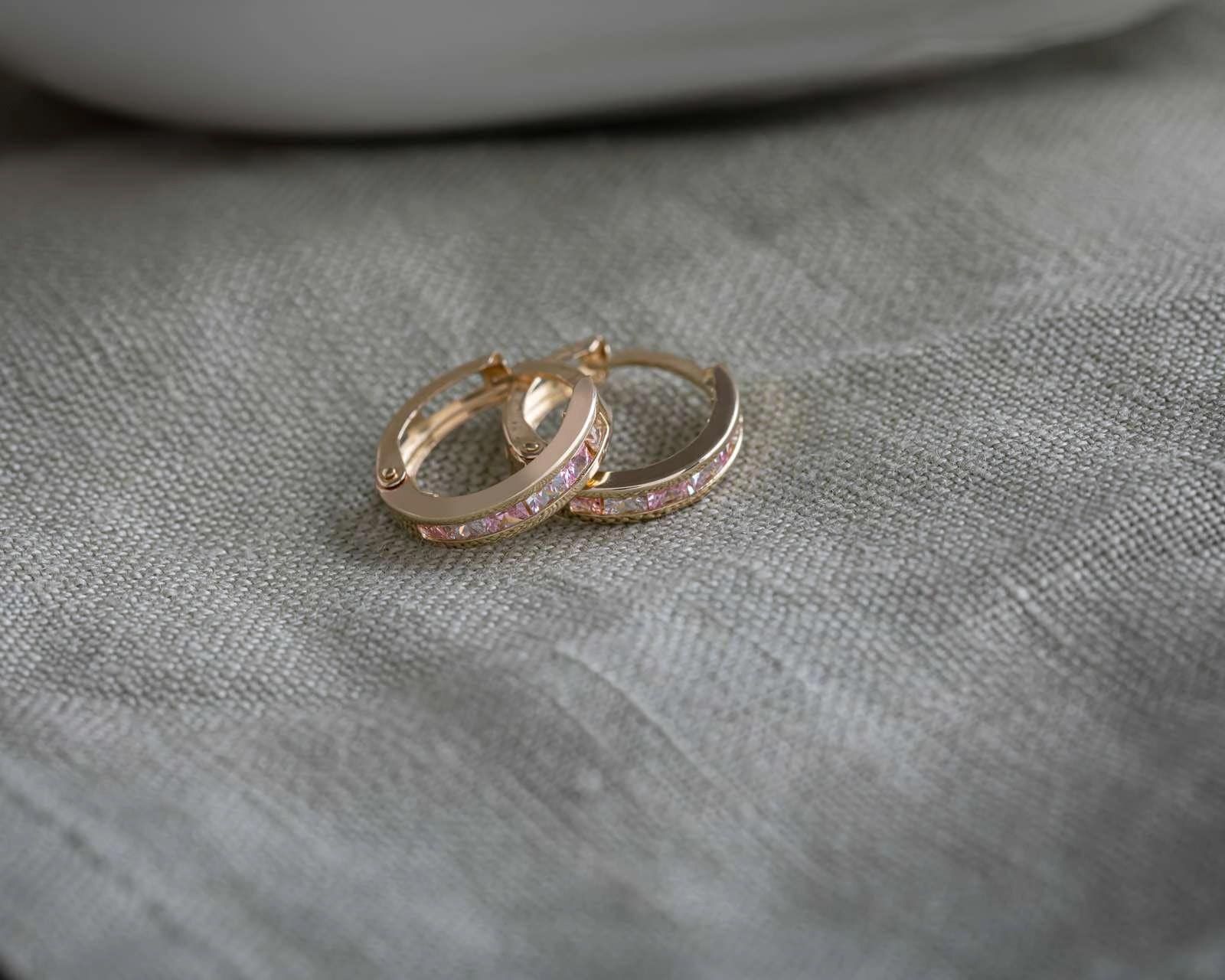 Foto 4 | Foto 4 | Aretes de Oro 14K Moments