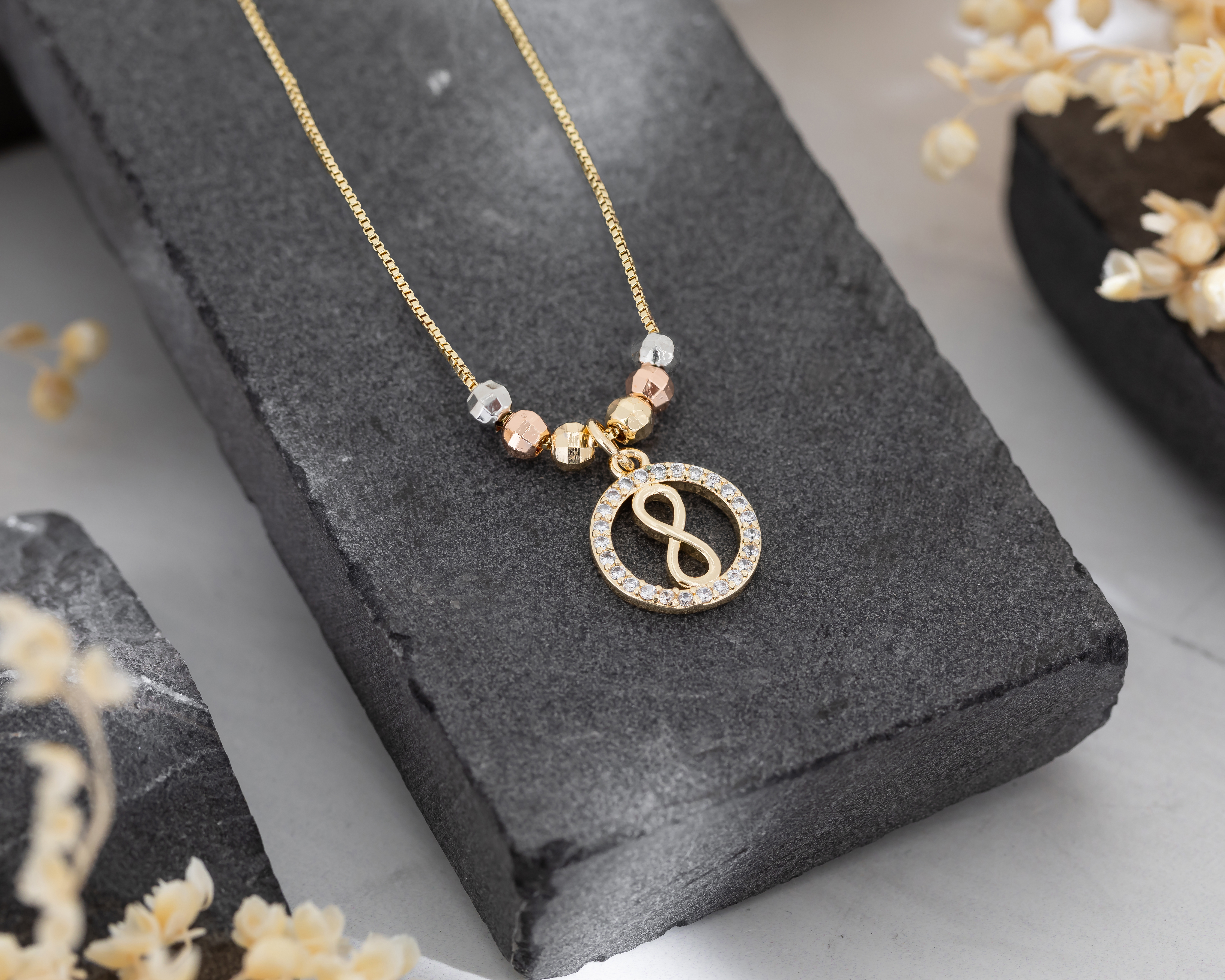 Foto 4 | Foto 4 | Collar de Chapa de Oro 18K Sentimientos