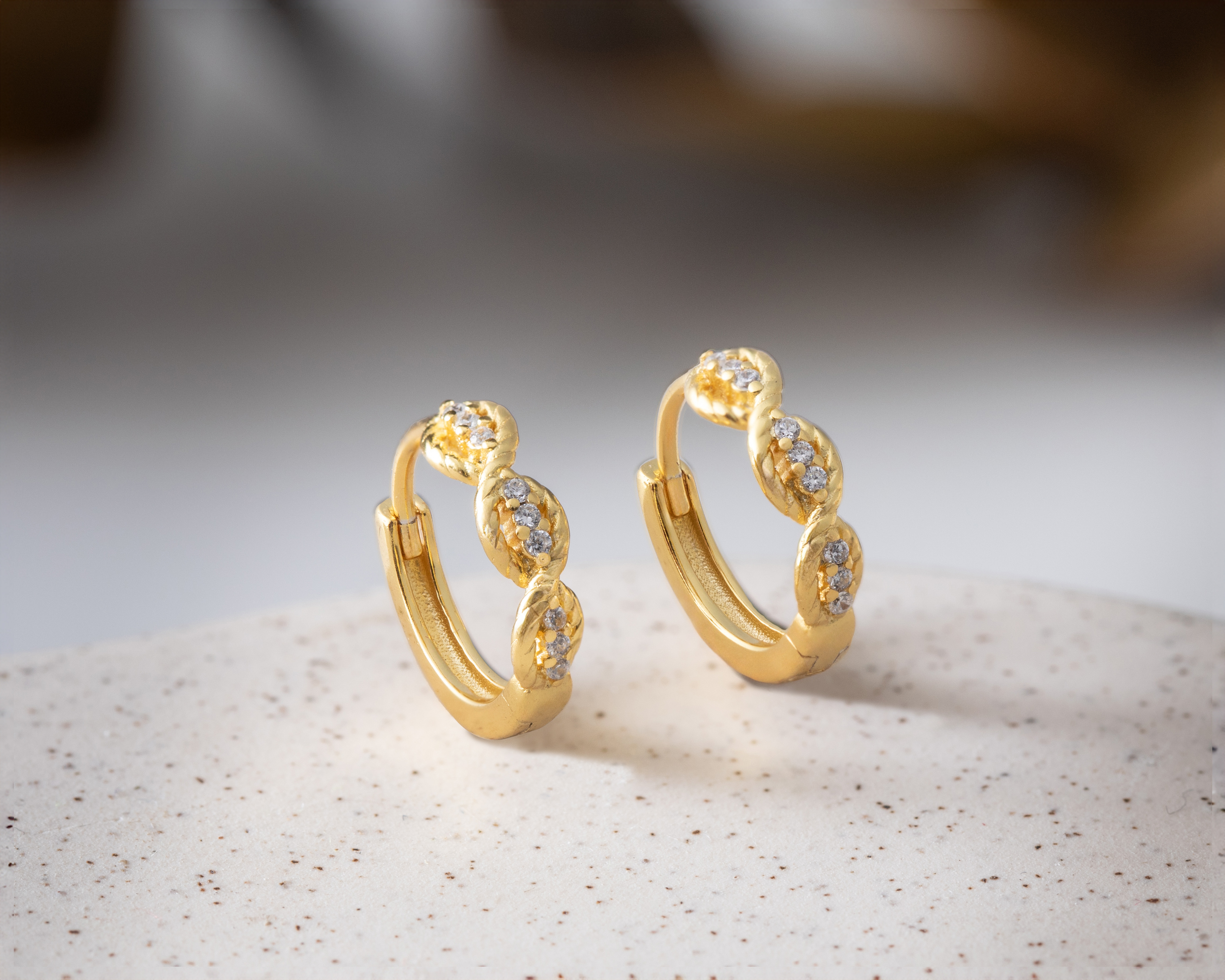 Foto 5 pulgar | Foto 5 | Aretes de Plata Sahara