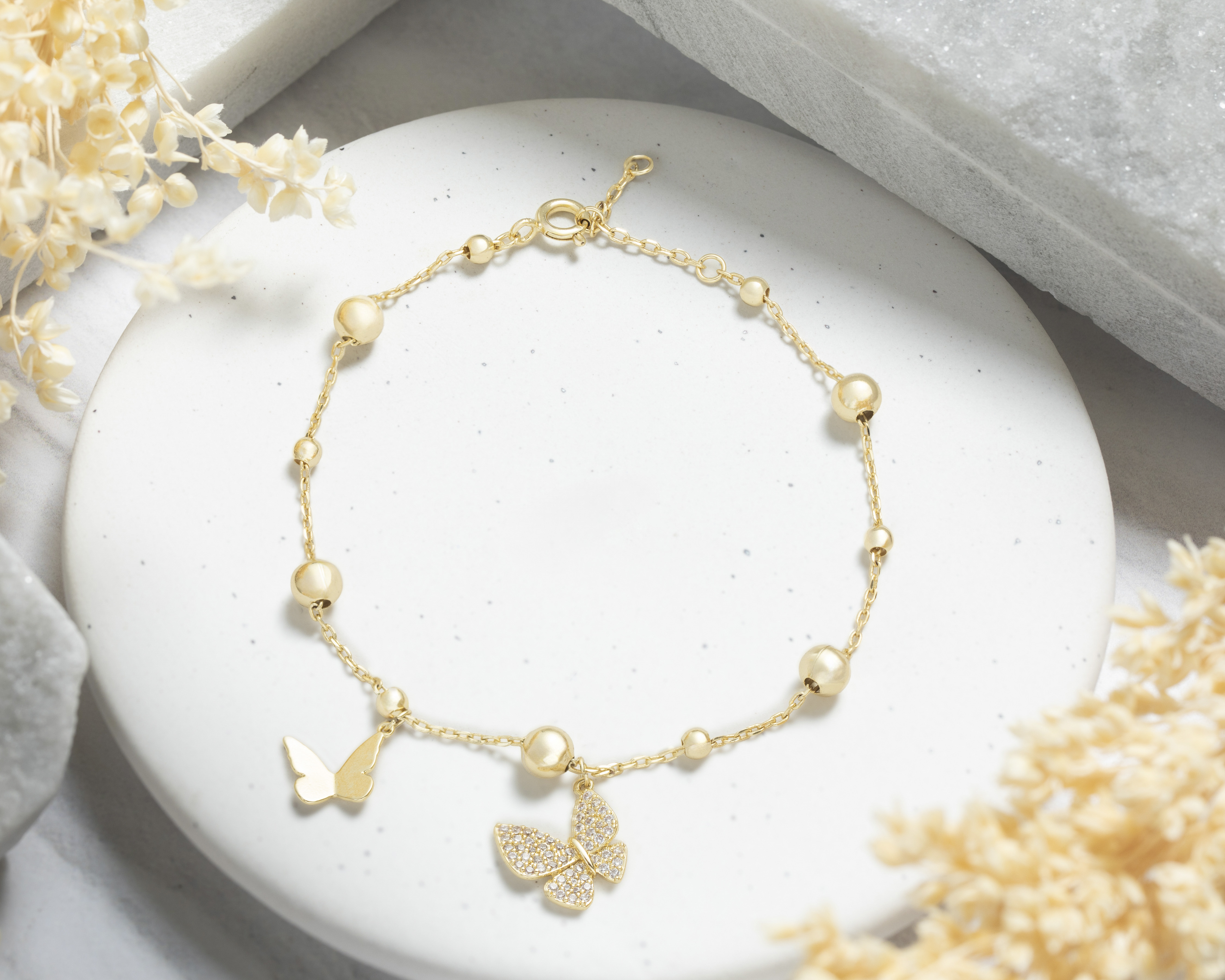 Foto 4 | Foto 4 | Pulsera de Chapa de Oro By Adina Eden