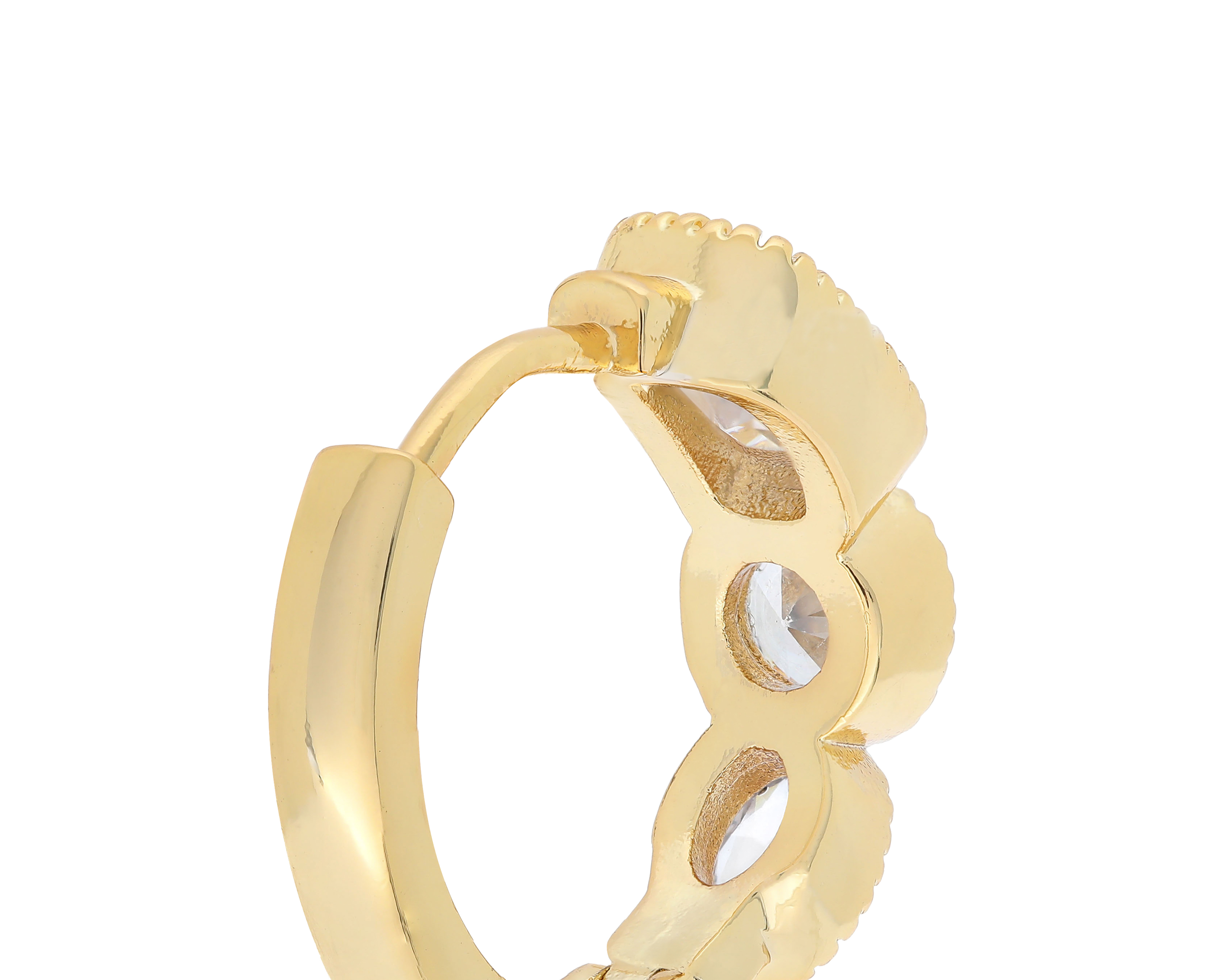 Foto 4 pulgar | Foto 3 | Aretes Chapa de Oro Steeltime