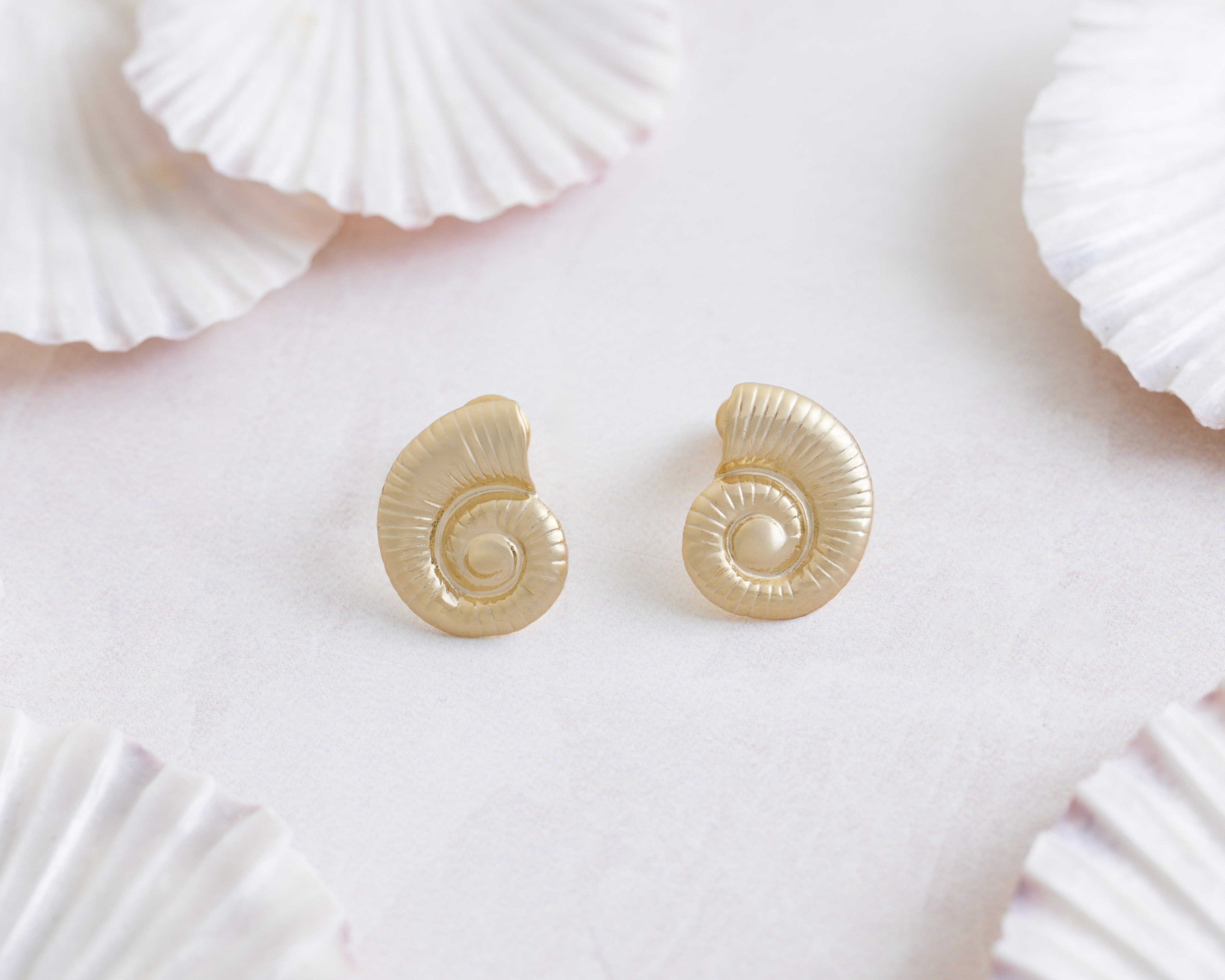 Foto 3 | Foto 3 | Aretes de Chapa de Oro 18K Girondela