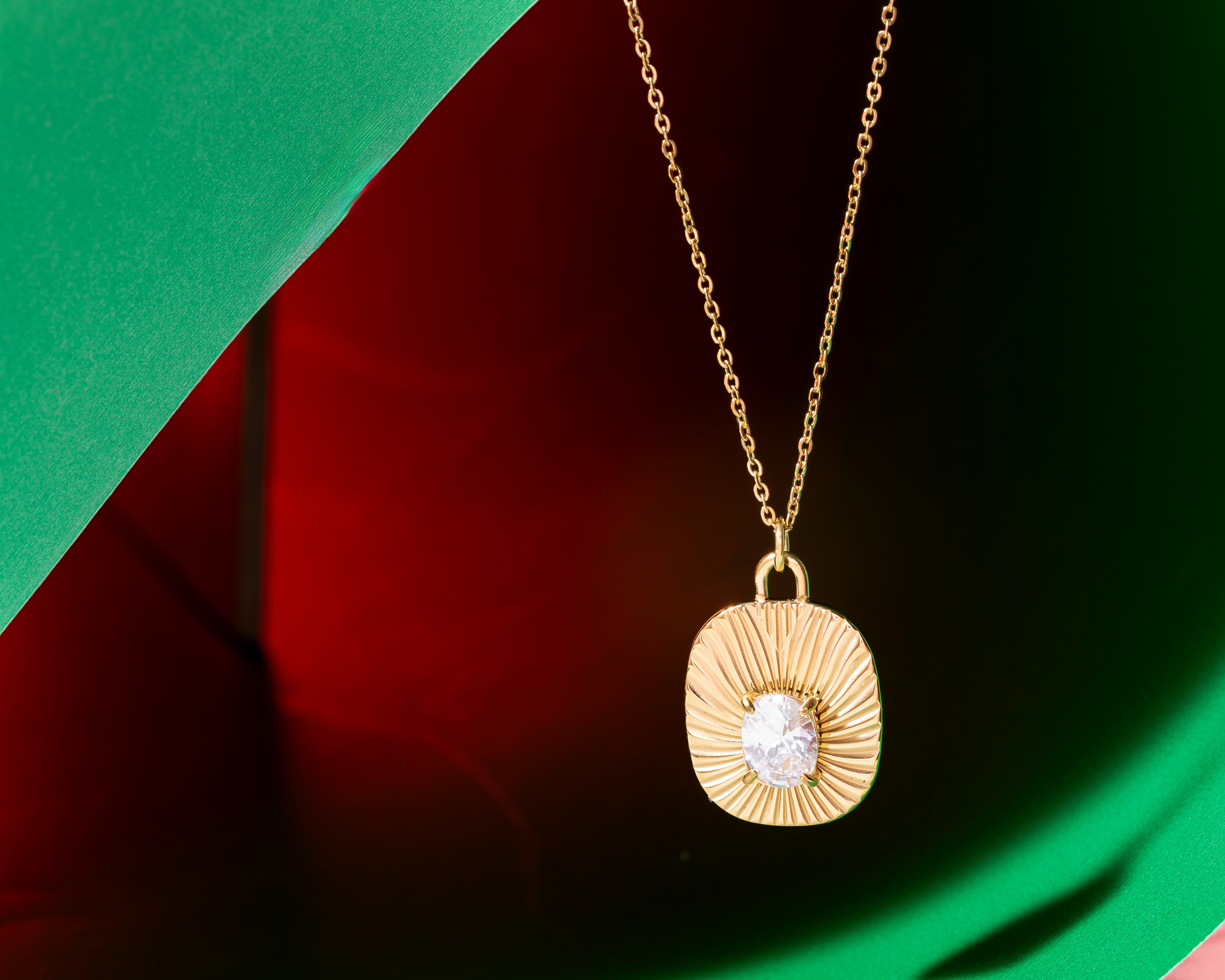 Foto 6 pulgar | Foto 5 | Collar Chapa de Oro 18k Jennifer Lopez