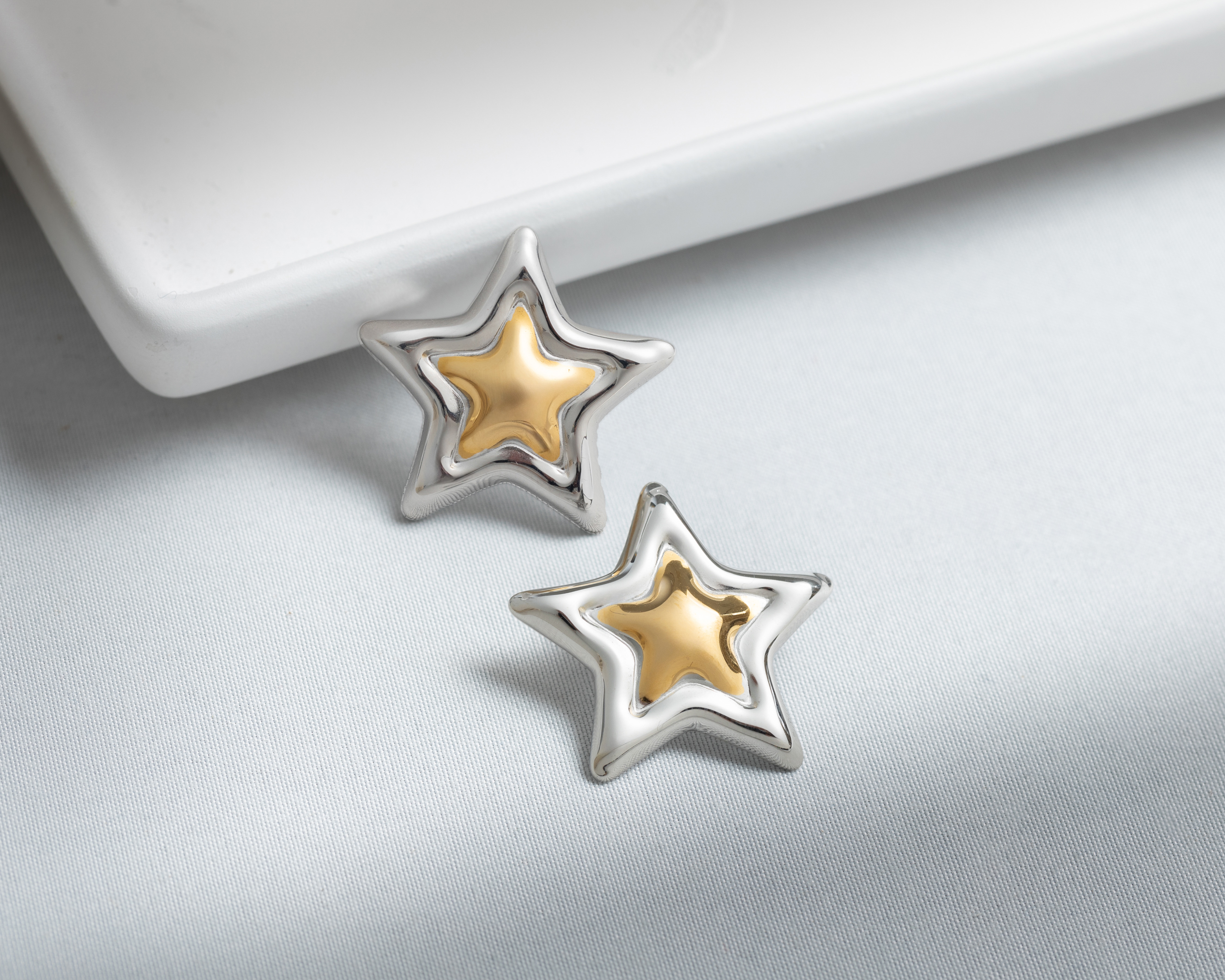 Foto 3 | Foto 3 | Aretes Estrella Chapa de Oro 18k