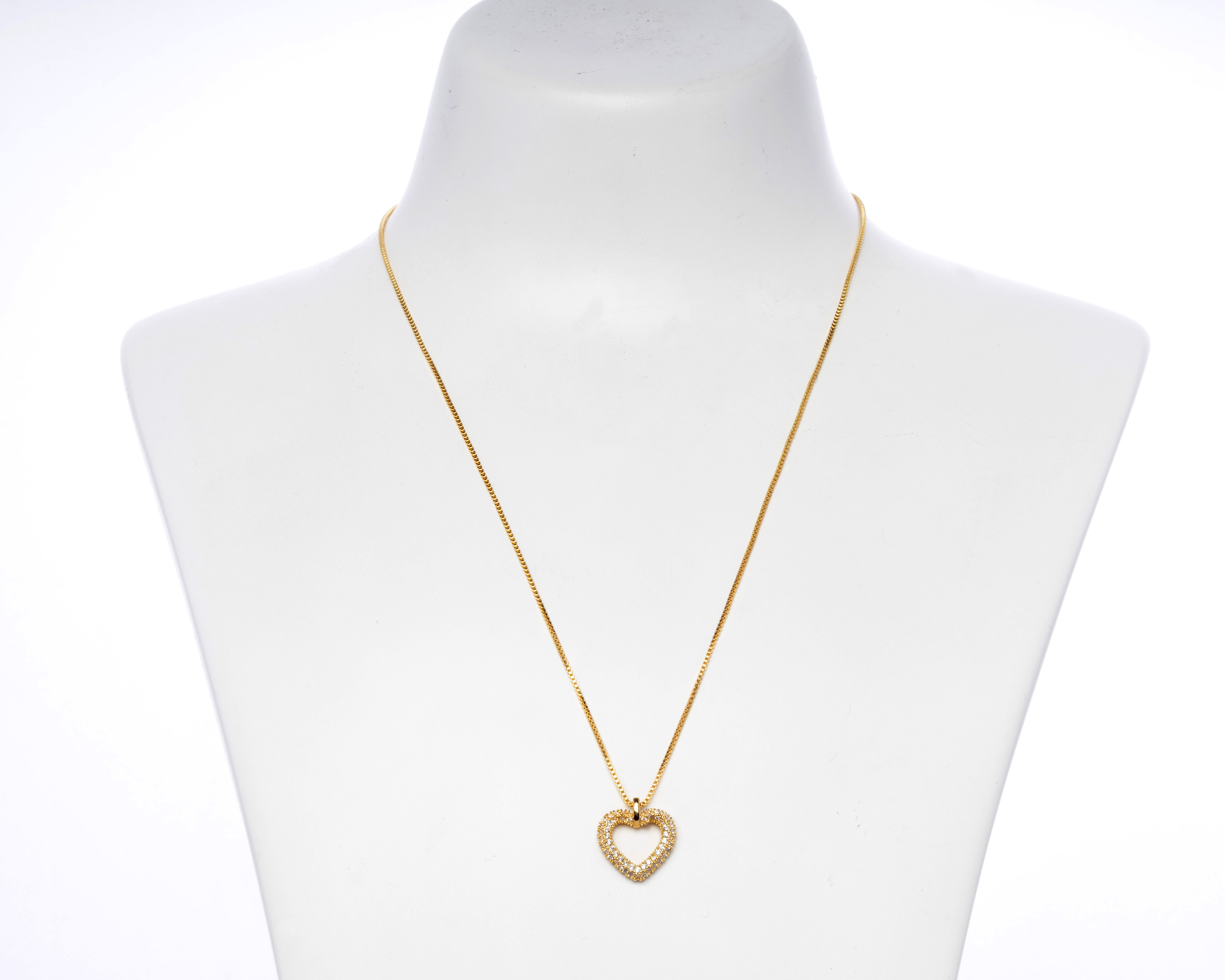 Foto 5 pulgar | Foto 4 | Collar de Chapa de Oro Unlimited by OB