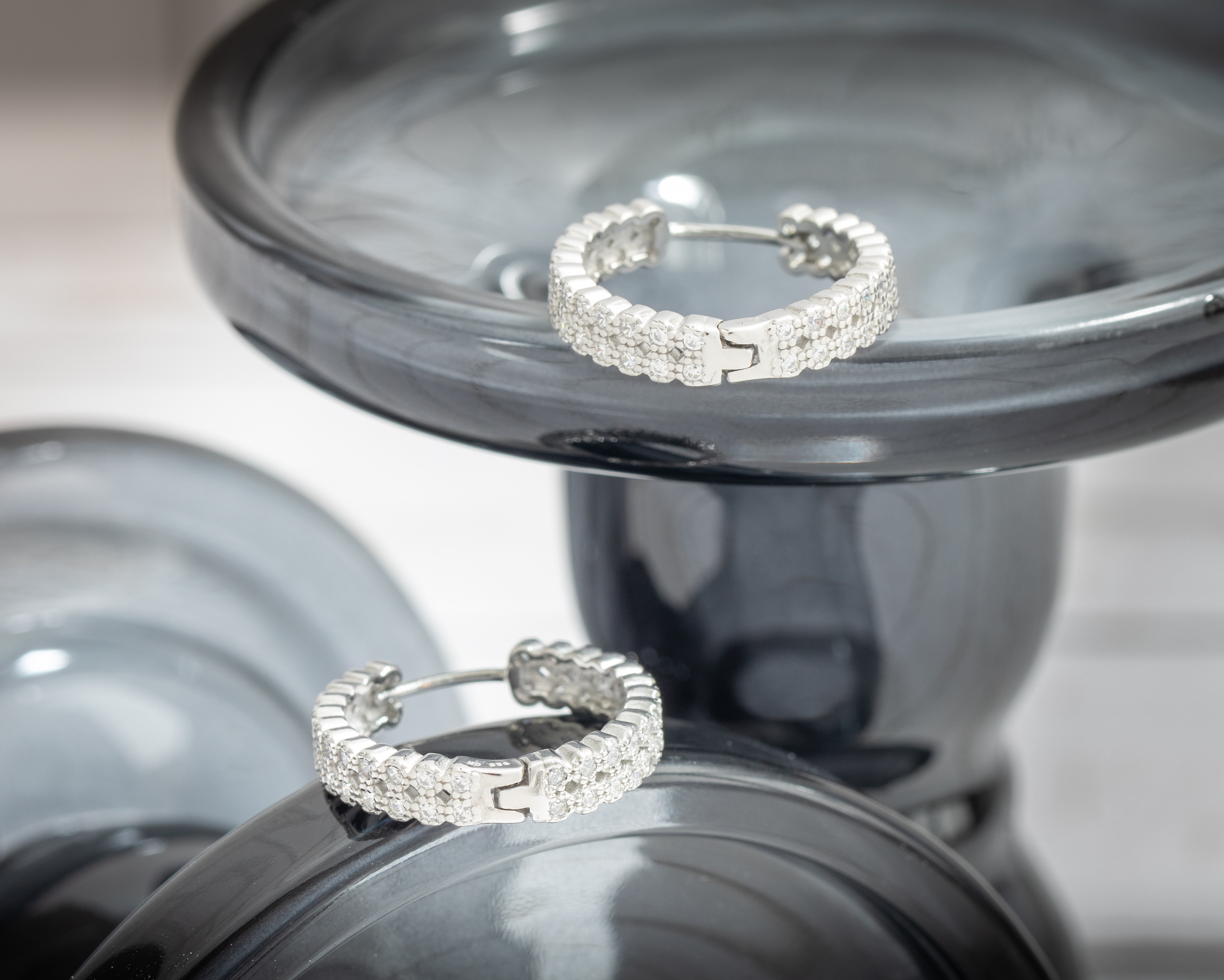 Foto 4 pulgar | Foto 3 | Arracadas de Plata Nes