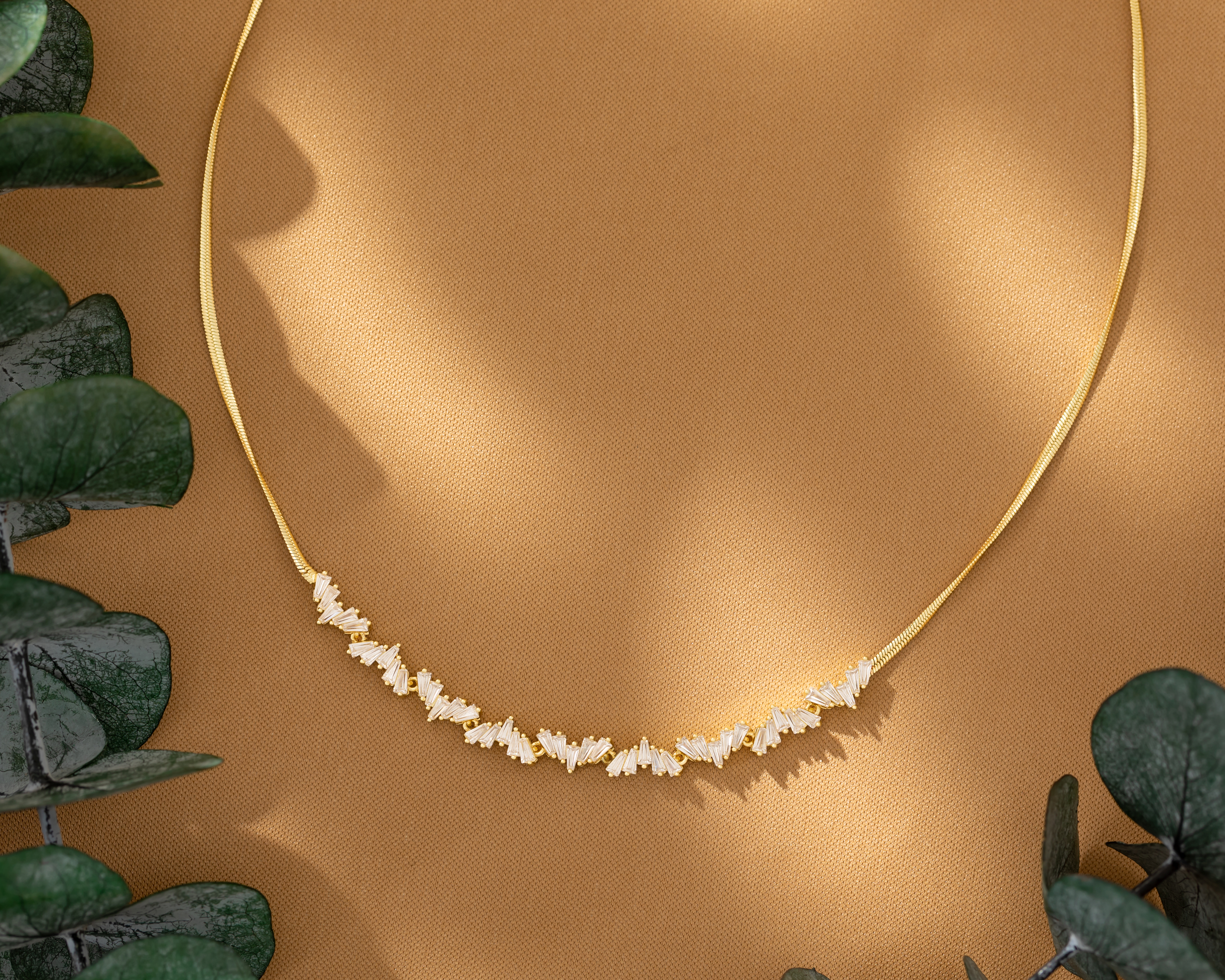 Foto 4 | Foto 4 | Collar Chapa de Oro 14k By Adina Eden