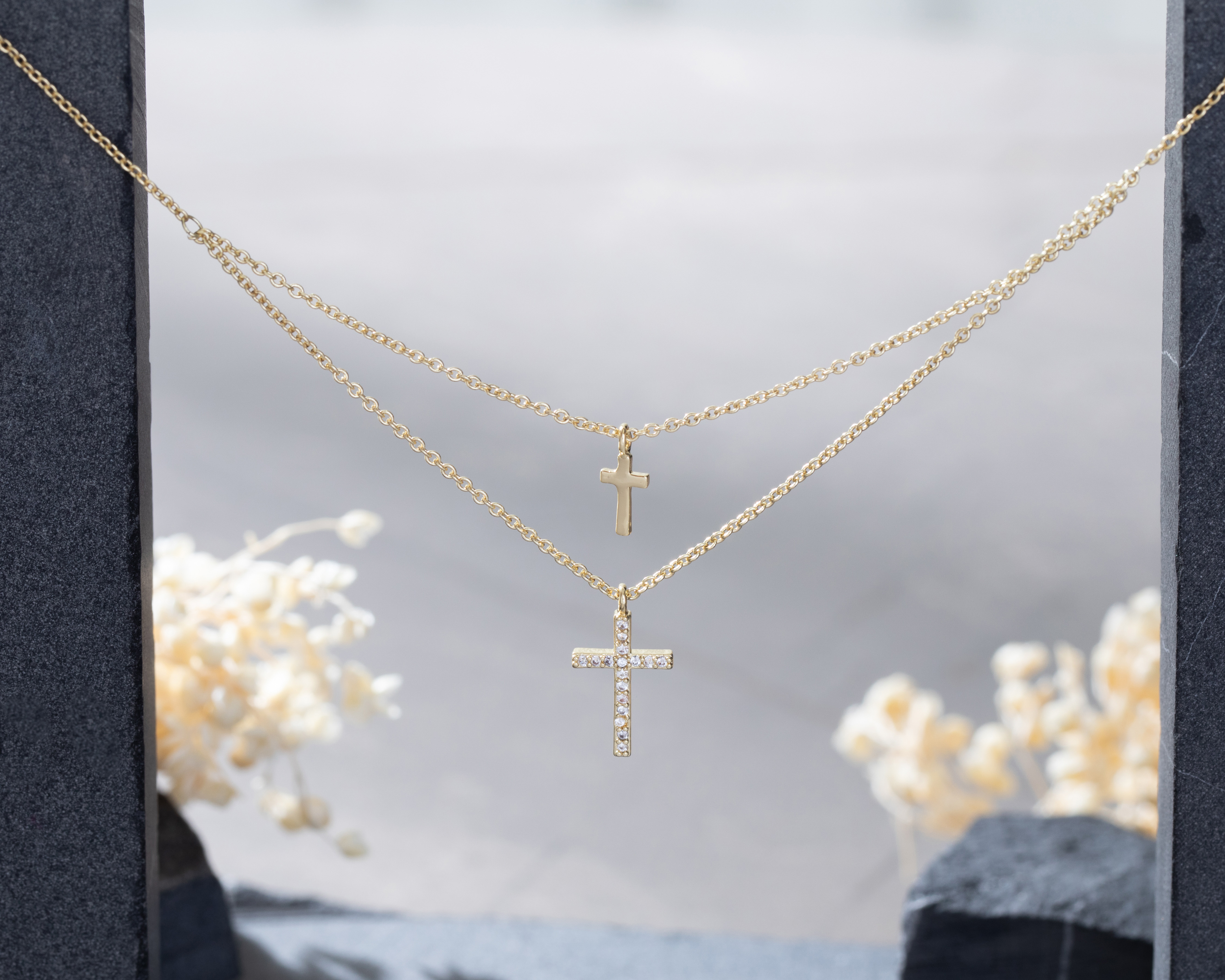 Foto 6 pulgar | Foto 5 | Collar Chapa de Oro By Adina Eden