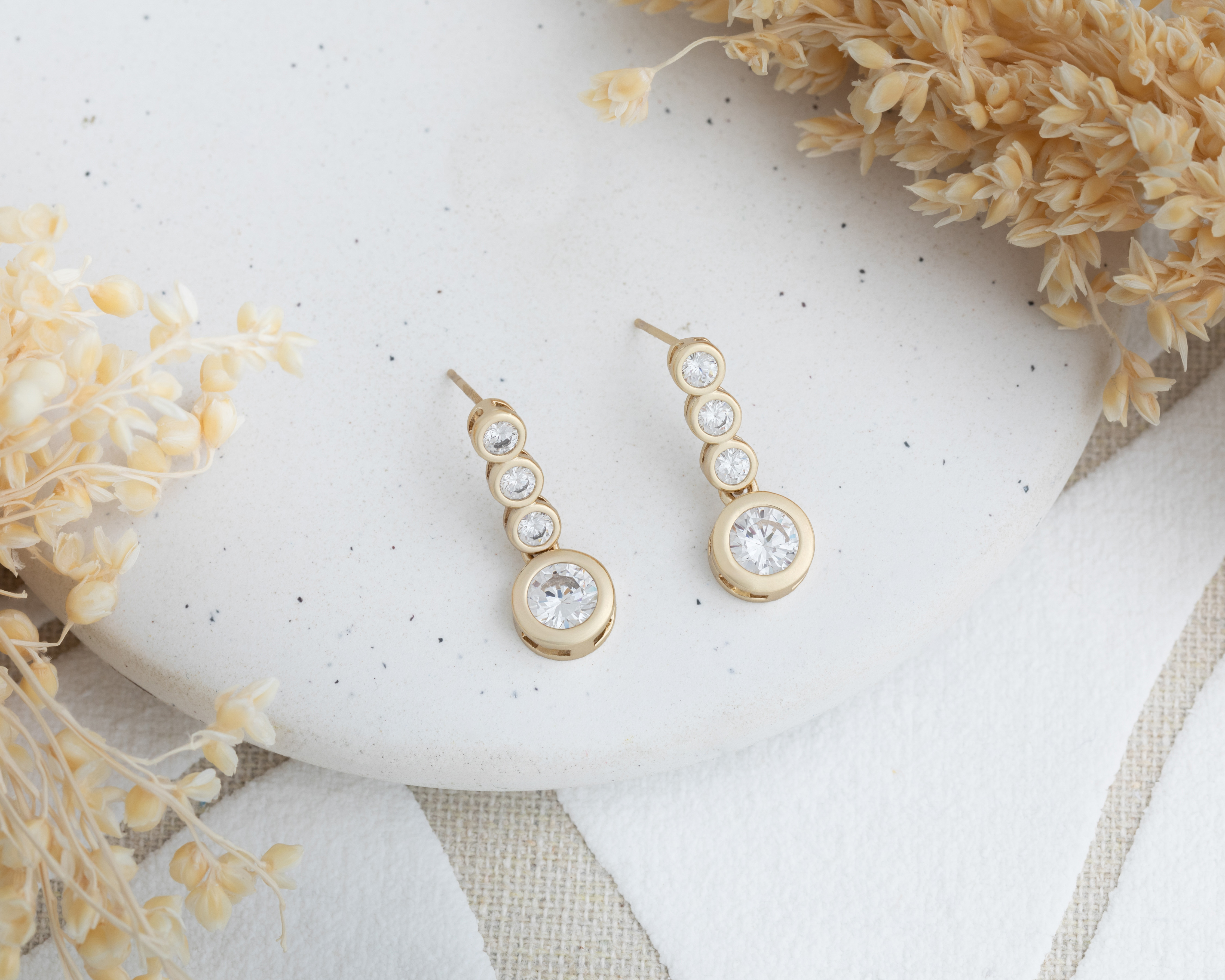 Foto 3 | Foto 3 | Aretes de Chapa de Oro Zokko