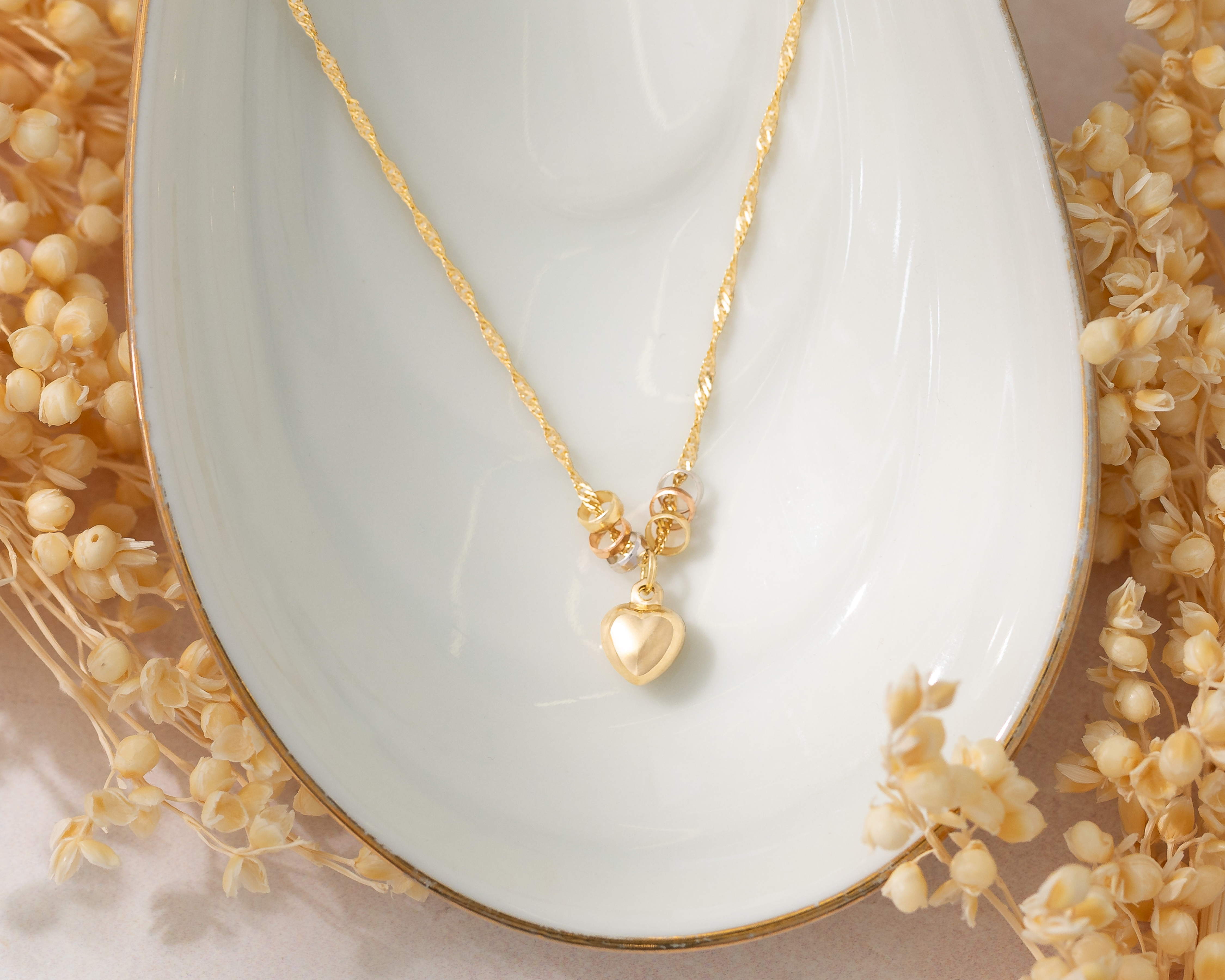 Foto 6 pulgar | Foto 5 | Gargantilla Corazón de Oro 10K Divkuo