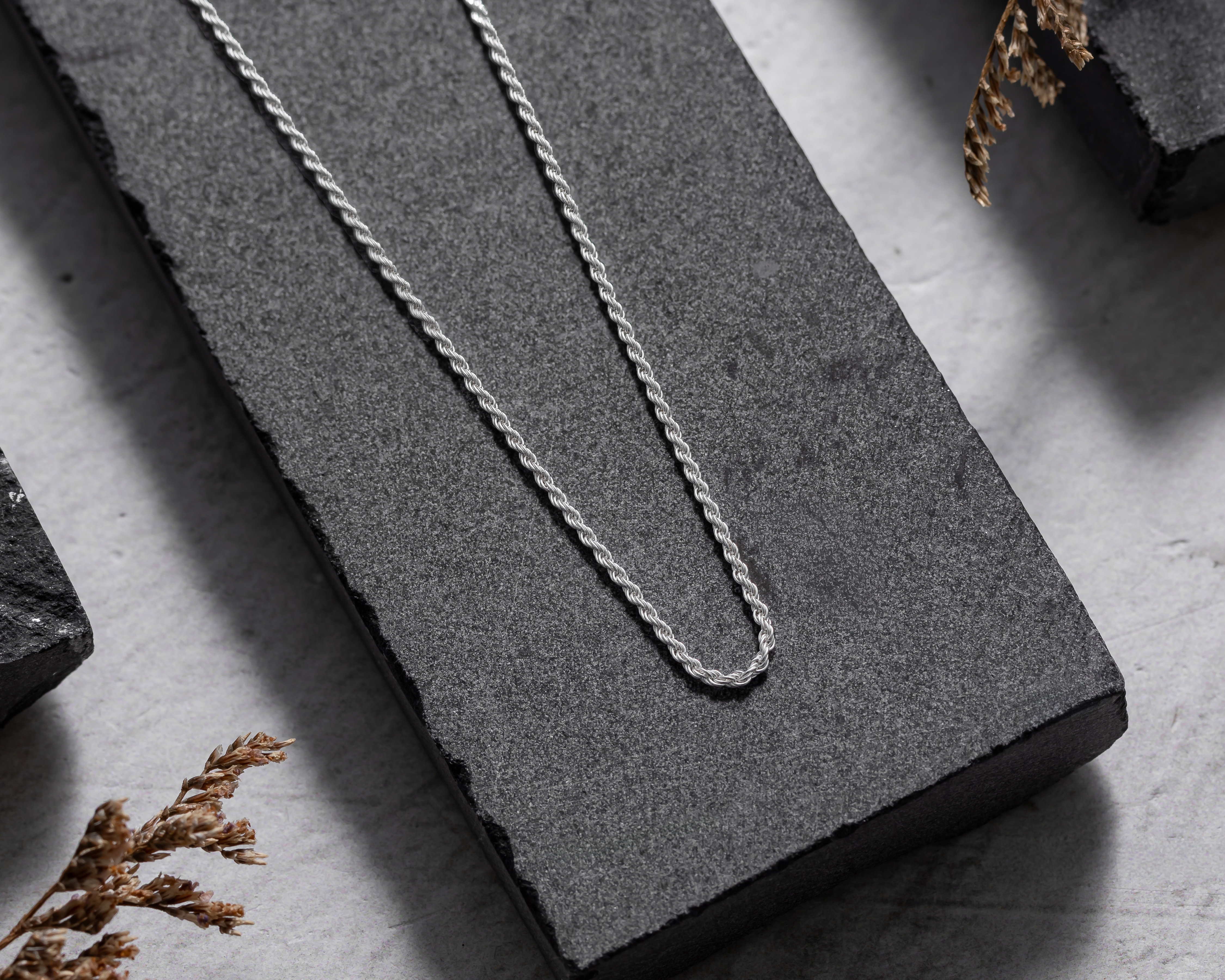 Foto 6 pulgar | Foto 5 | Cadena de Plata Sahara