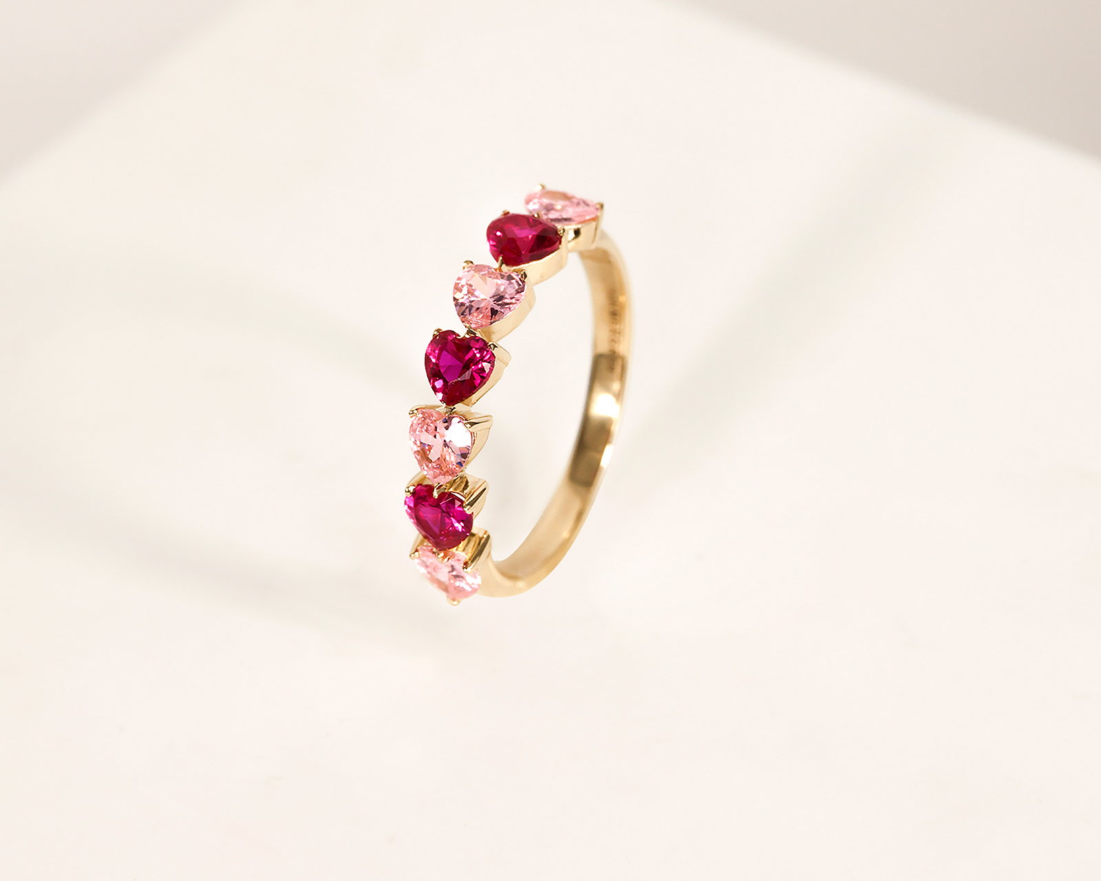 Foto 8 pulgar | Foto 7 | Anillo Corazones de Oro 10k Amelie Talla 7