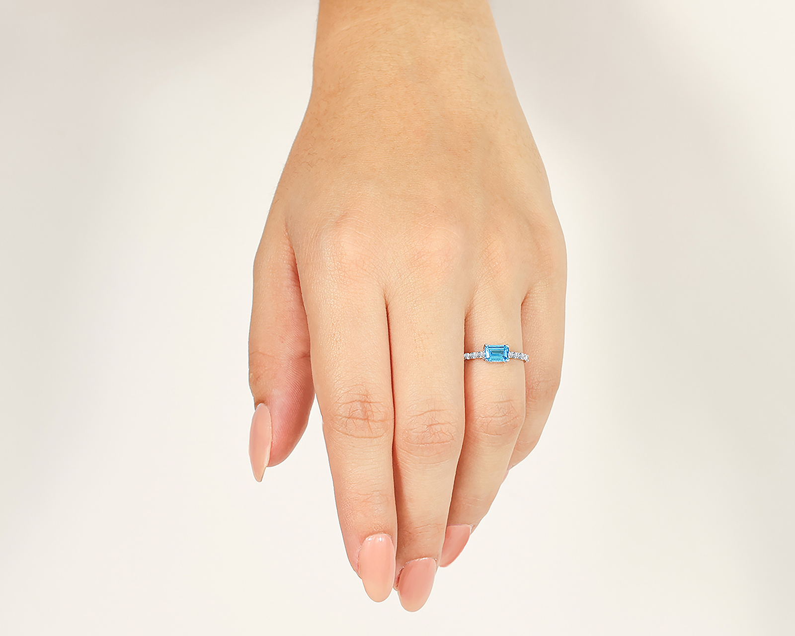 Foto 6 | Foto 6 | Anillo Rectangular de Oro 10k Amelie Talla 7