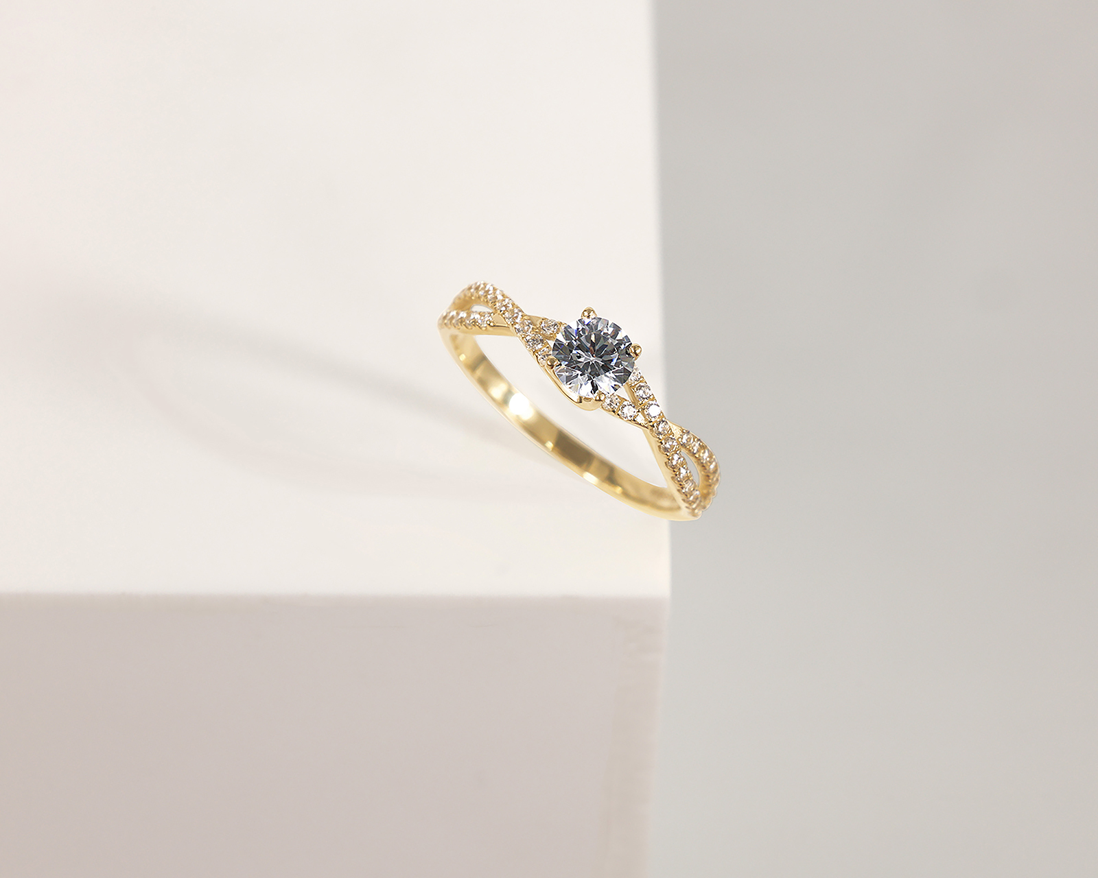 Foto 8 pulgar | Foto 7 | Anillo de Oro 10k Amelie Talla 7