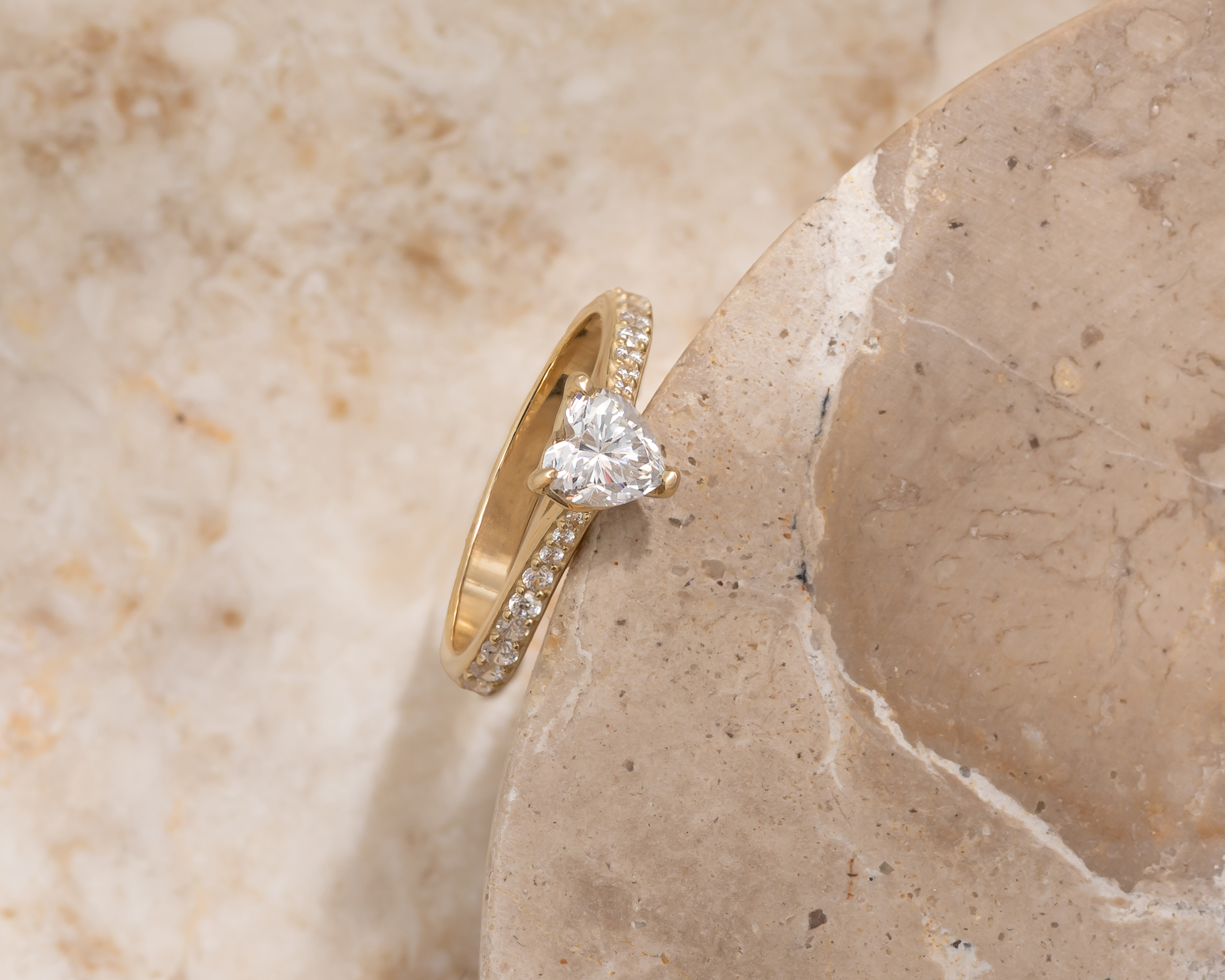 Foto 7 | Foto 7 | Anillo Corazón de Oro 10k Amelie Talla 7