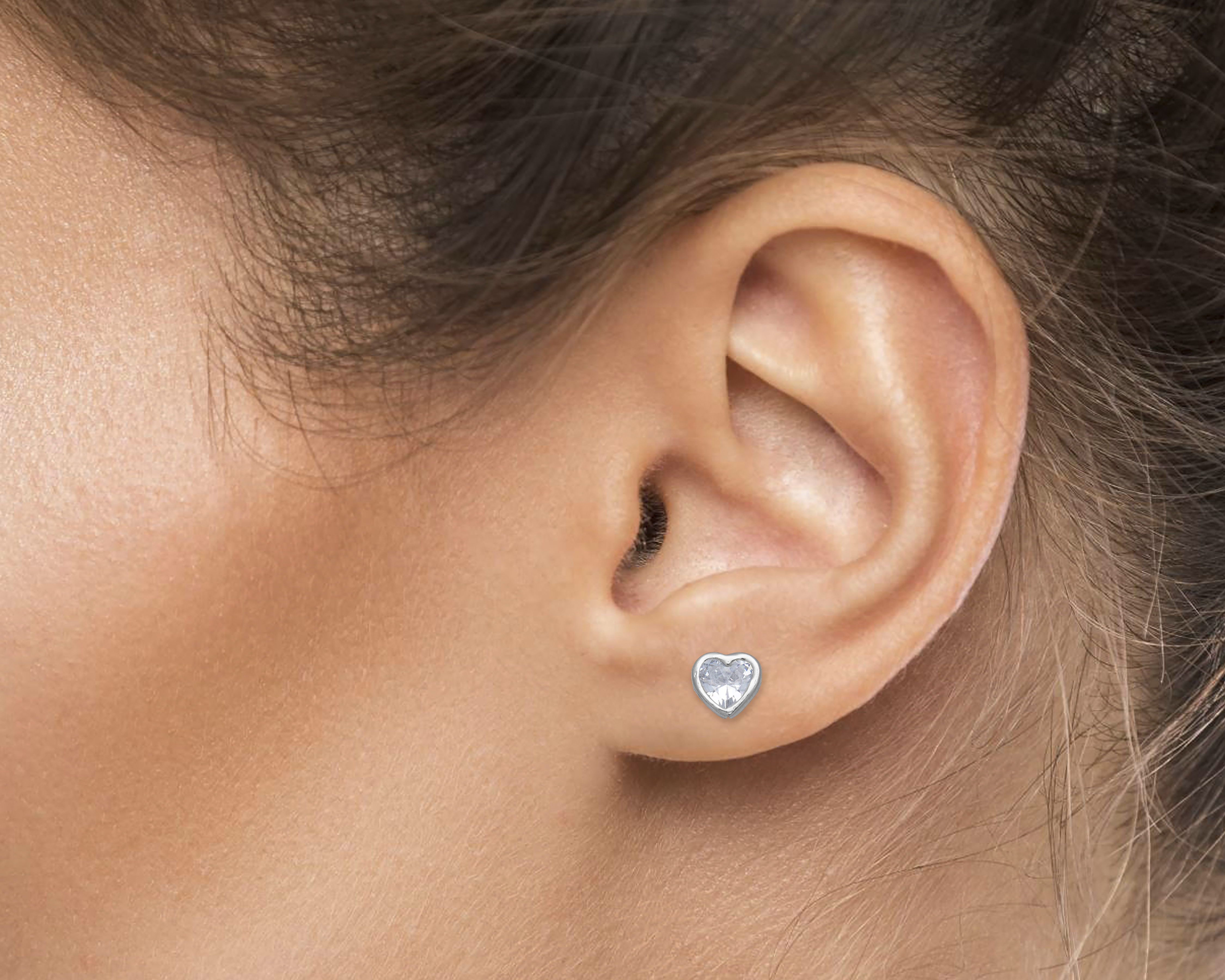 Foto 5 pulgar | Foto 4 | Broqueles Corazón de Plata Sahara