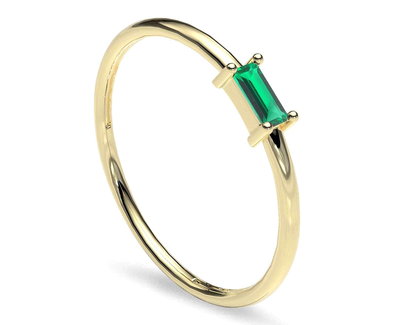 Anillo de Oro 10K Sentimientos Baguette Verde Talla 7-7.5
