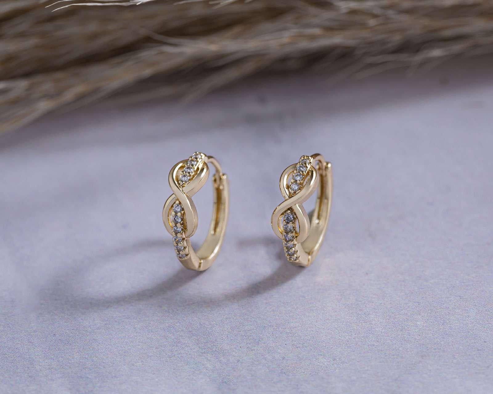 Foto 4 | Foto 4 | Aretes de Chapa de Oro 18K Plafer