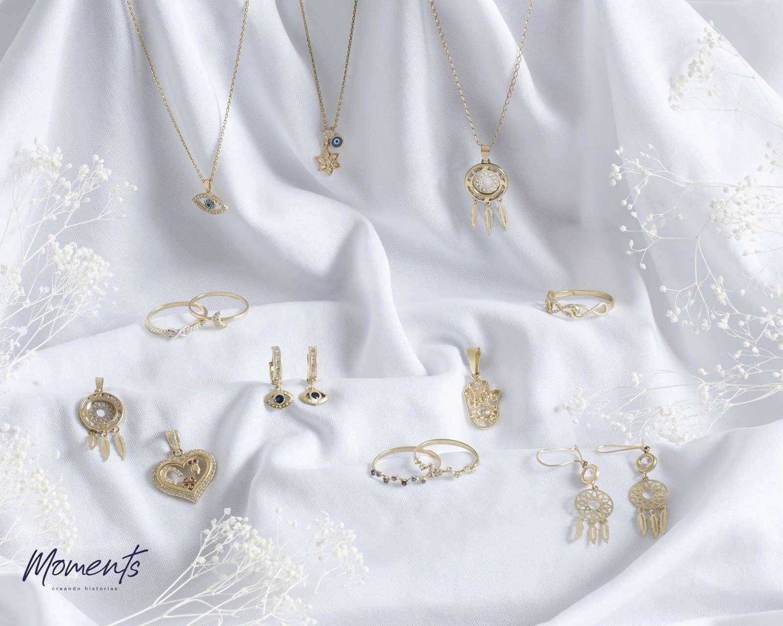 Foto 5 | Foto 5 | Aretes Ojo de Oro 10K Moments