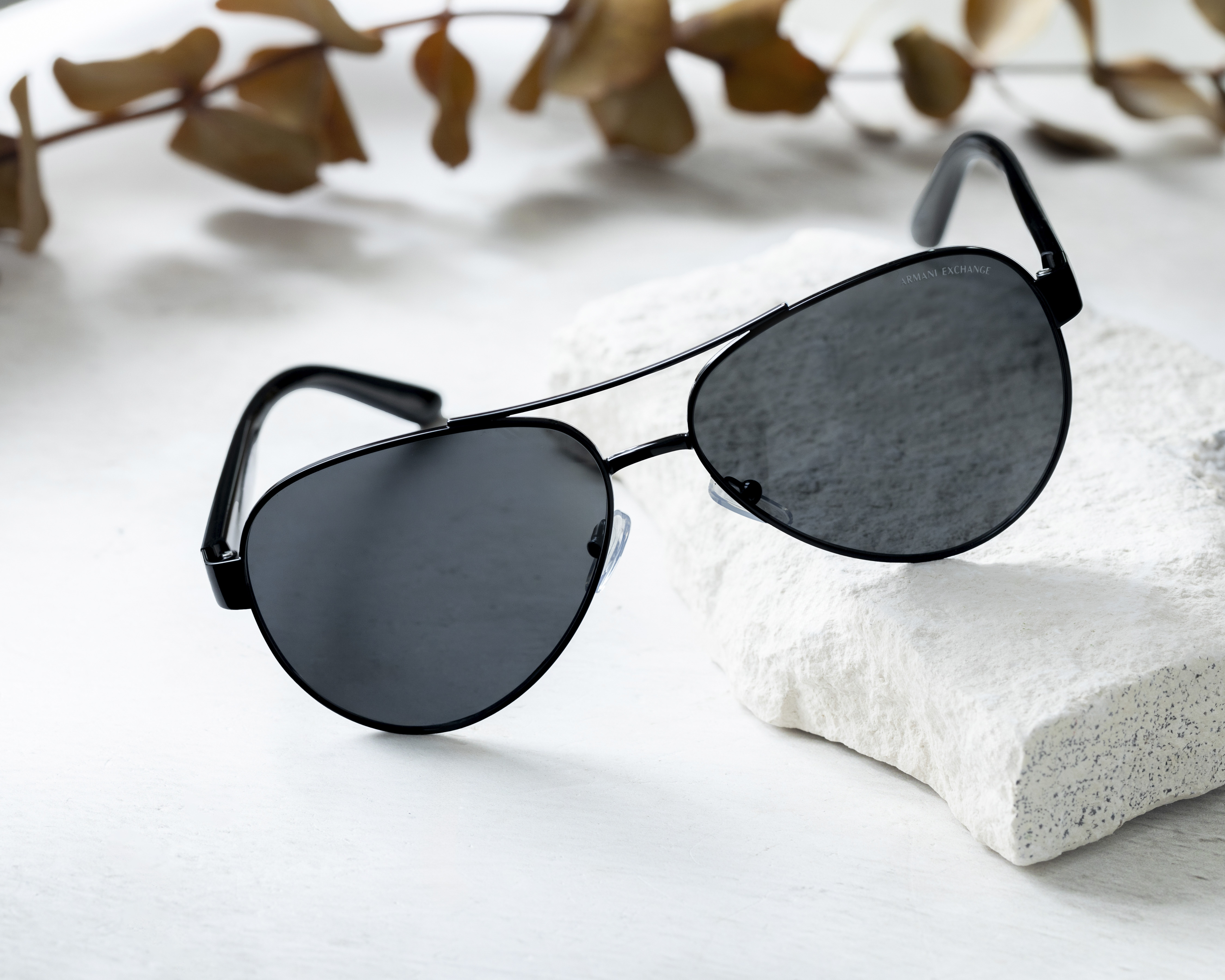 Foto 7 pulgar | Foto 6 | Lentes de Sol para Hombre Armani Exchange Aviador 0AX2034S Negros