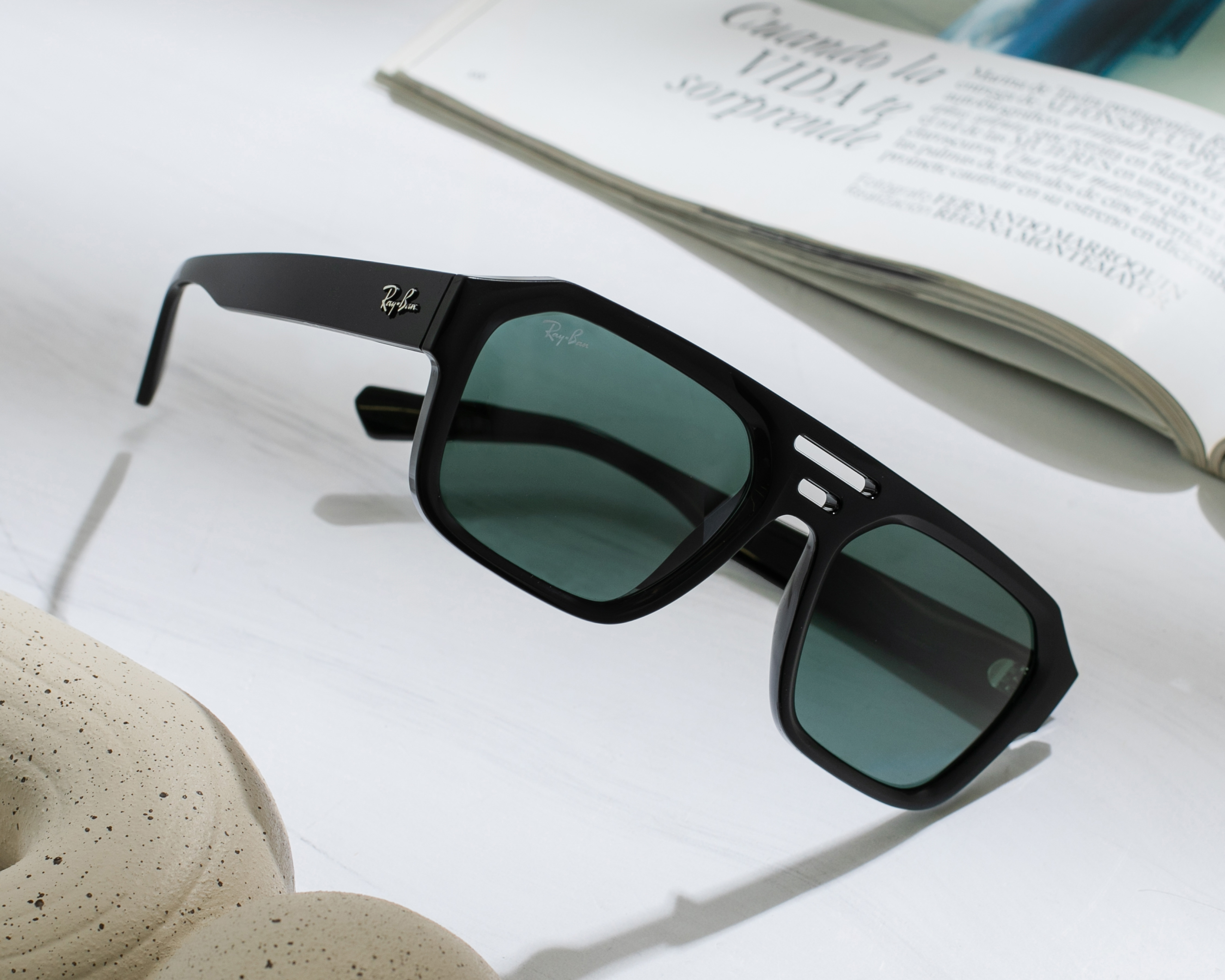 Foto 6 pulgar | Foto 5 | Lentes de Sol Ray-Ban Rectangulares 0RB4397 667771 Negros