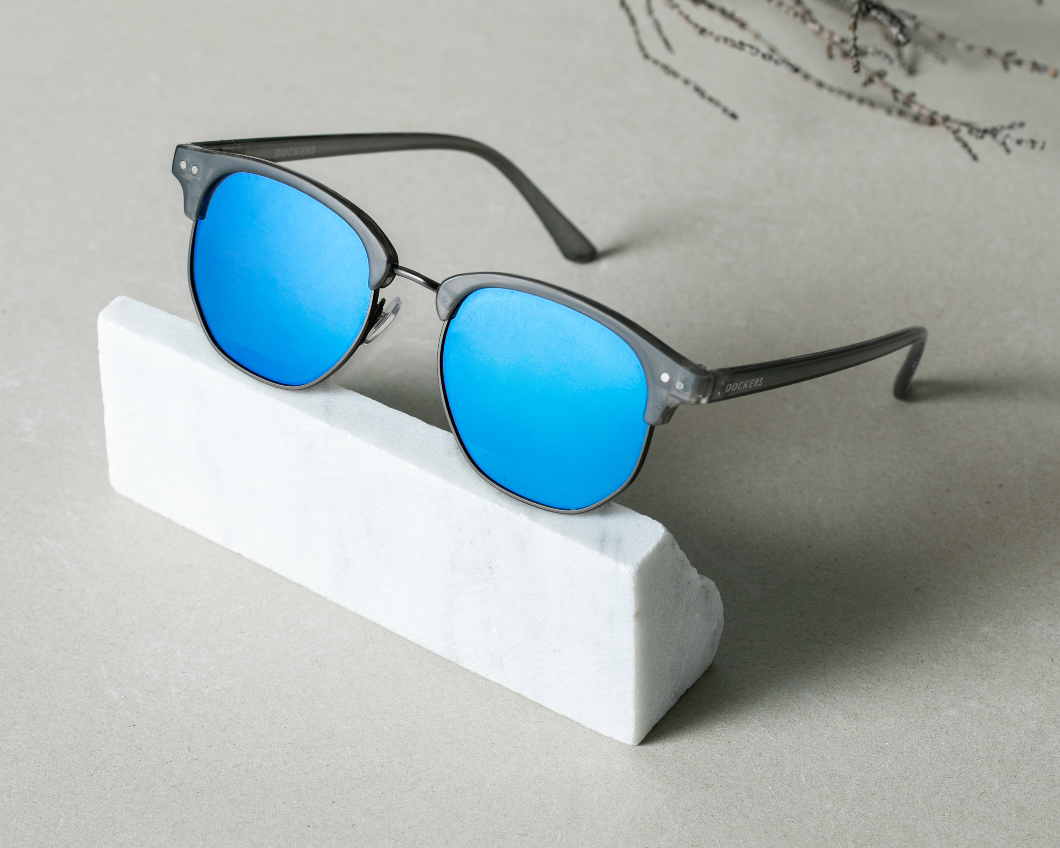 Foto 6 pulgar | Foto 5 | Lentes de Sol Dockers Core Redondos 54243LDM020 Gris