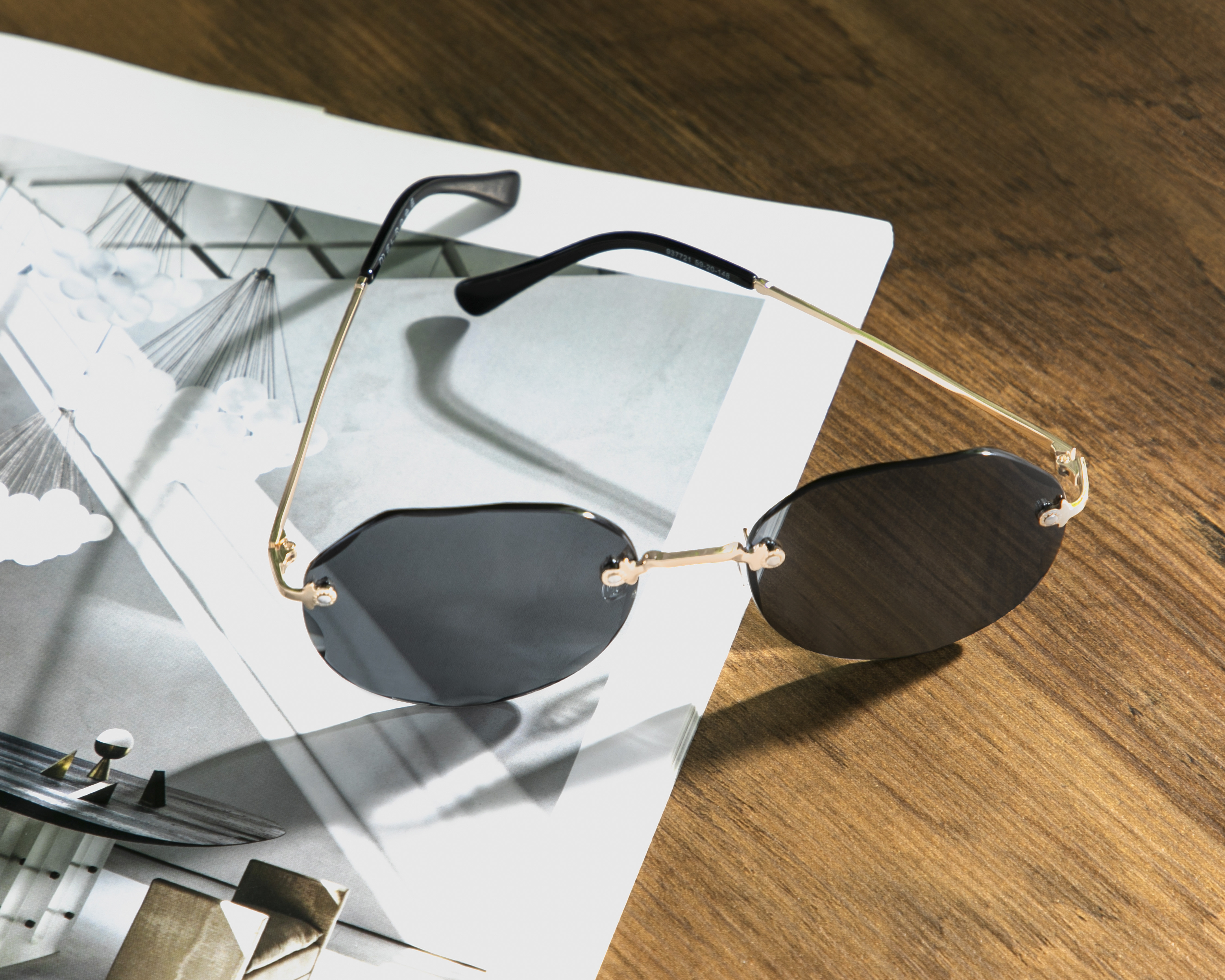 Foto 7 pulgar | Foto 6 | Lentes de Sol Melrose Redondos Dorado