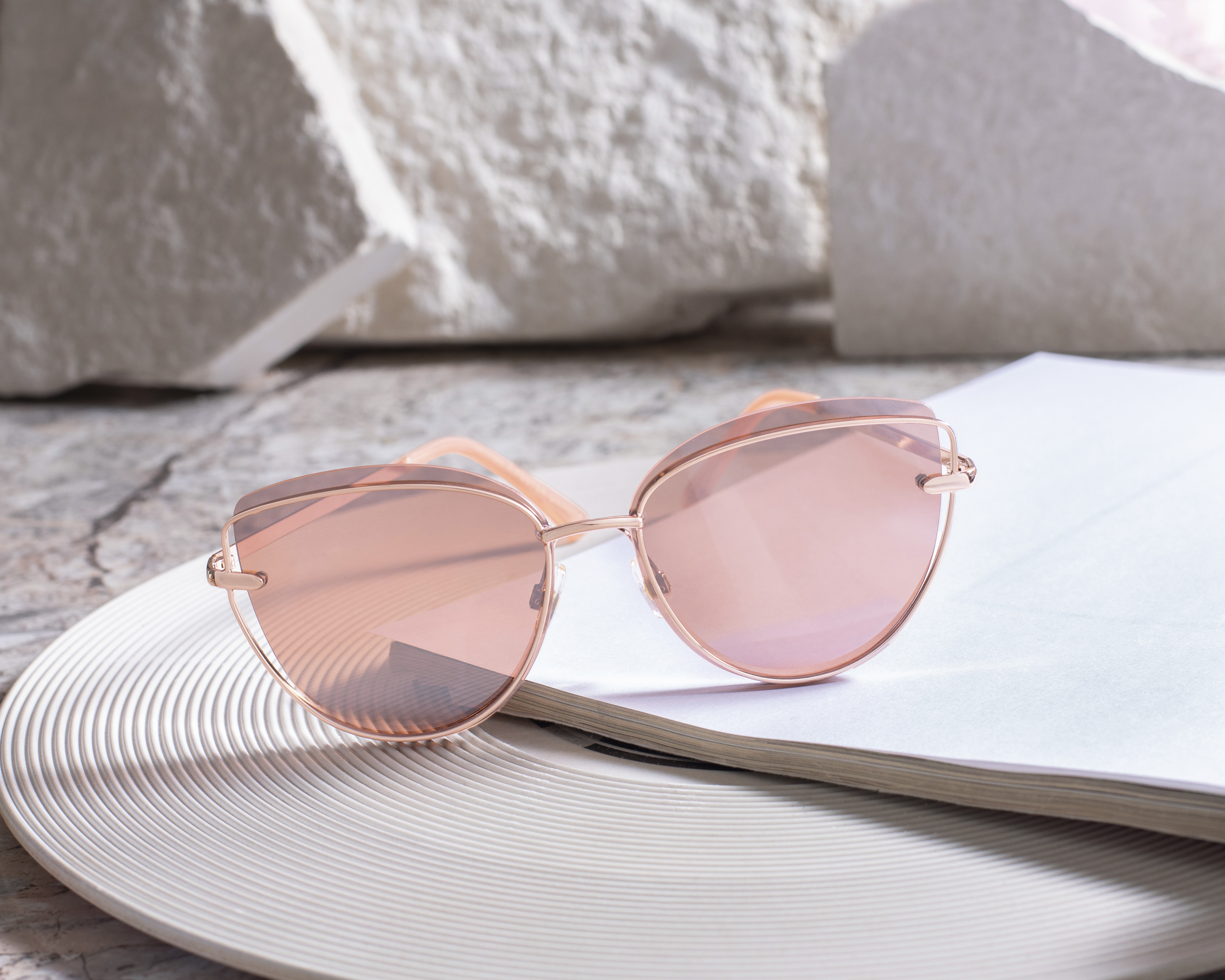 Foto 7 pulgar | Foto 6 | Lentes de Sol Sofía Vergara Cat Eyes Oro Rosado