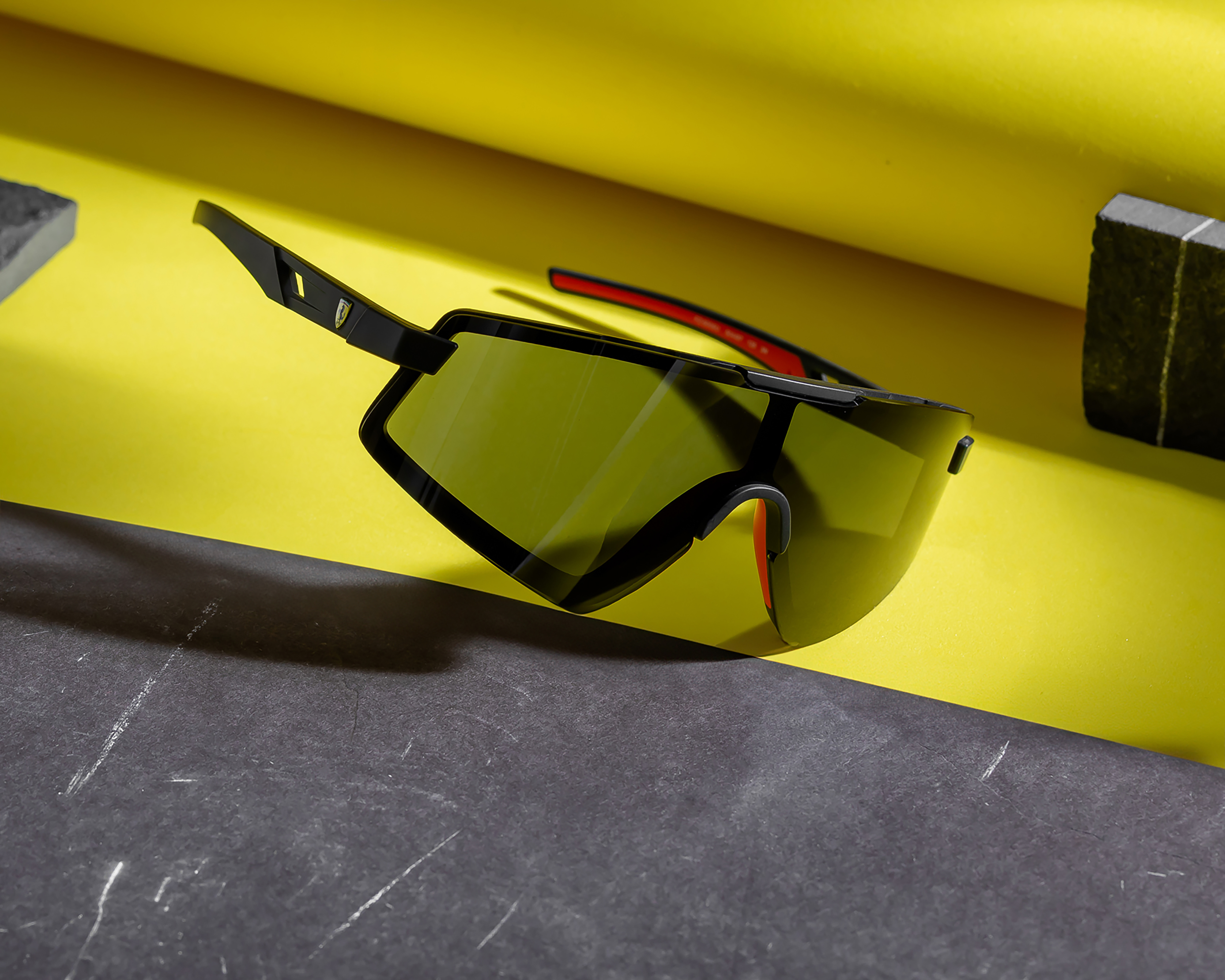 Foto 7 | Foto 7 | Lentes de Sol para Hombre Ferrari Deportivo Negros