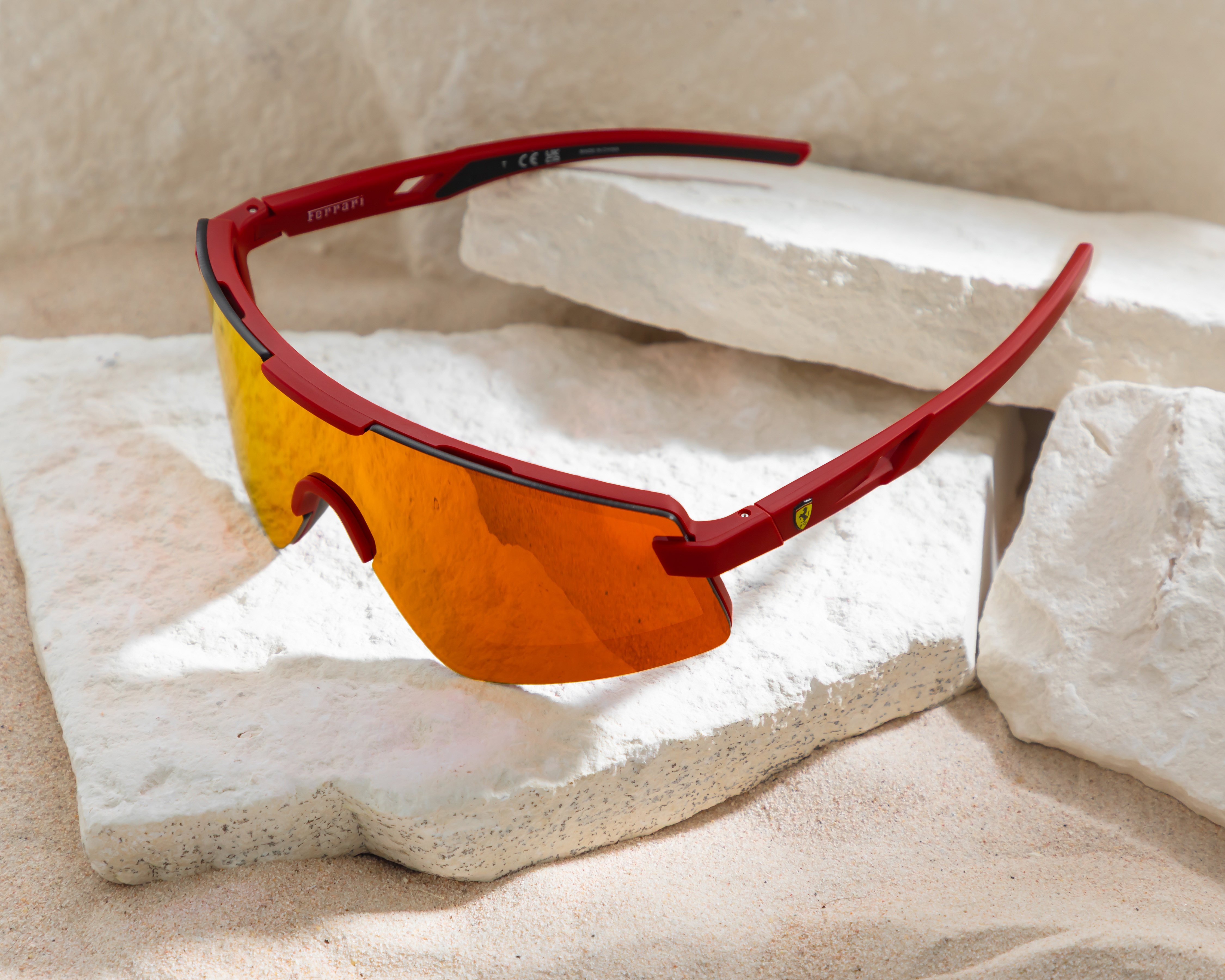 Foto 8 pulgar | Foto 7 | Lentes de Sol para Hombre Ferrari Deportivo Rojo