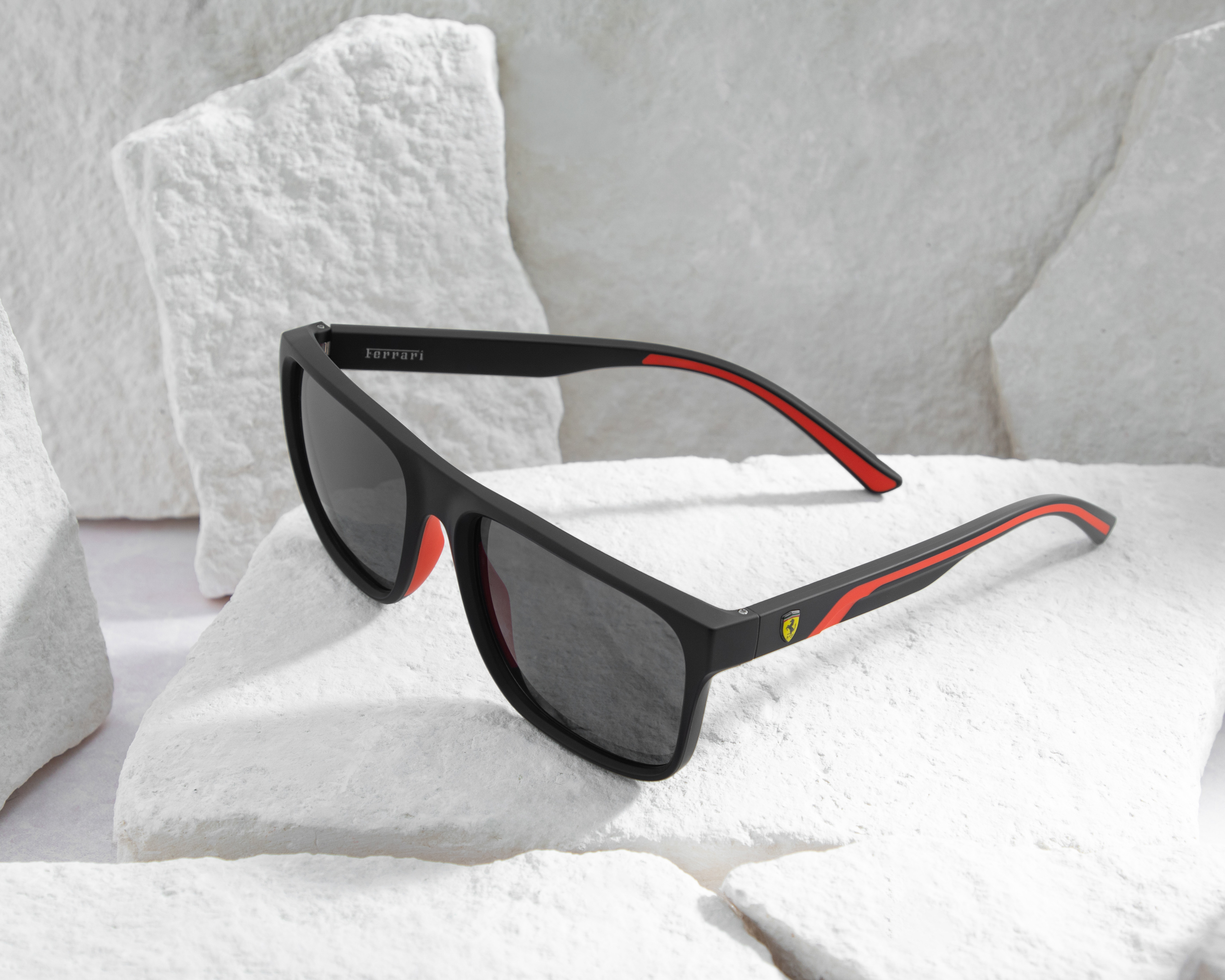 Foto 7 | Foto 7 | Lentes de Sol para Hombre Ferrari Cuadrados 0FZ6002U Negro