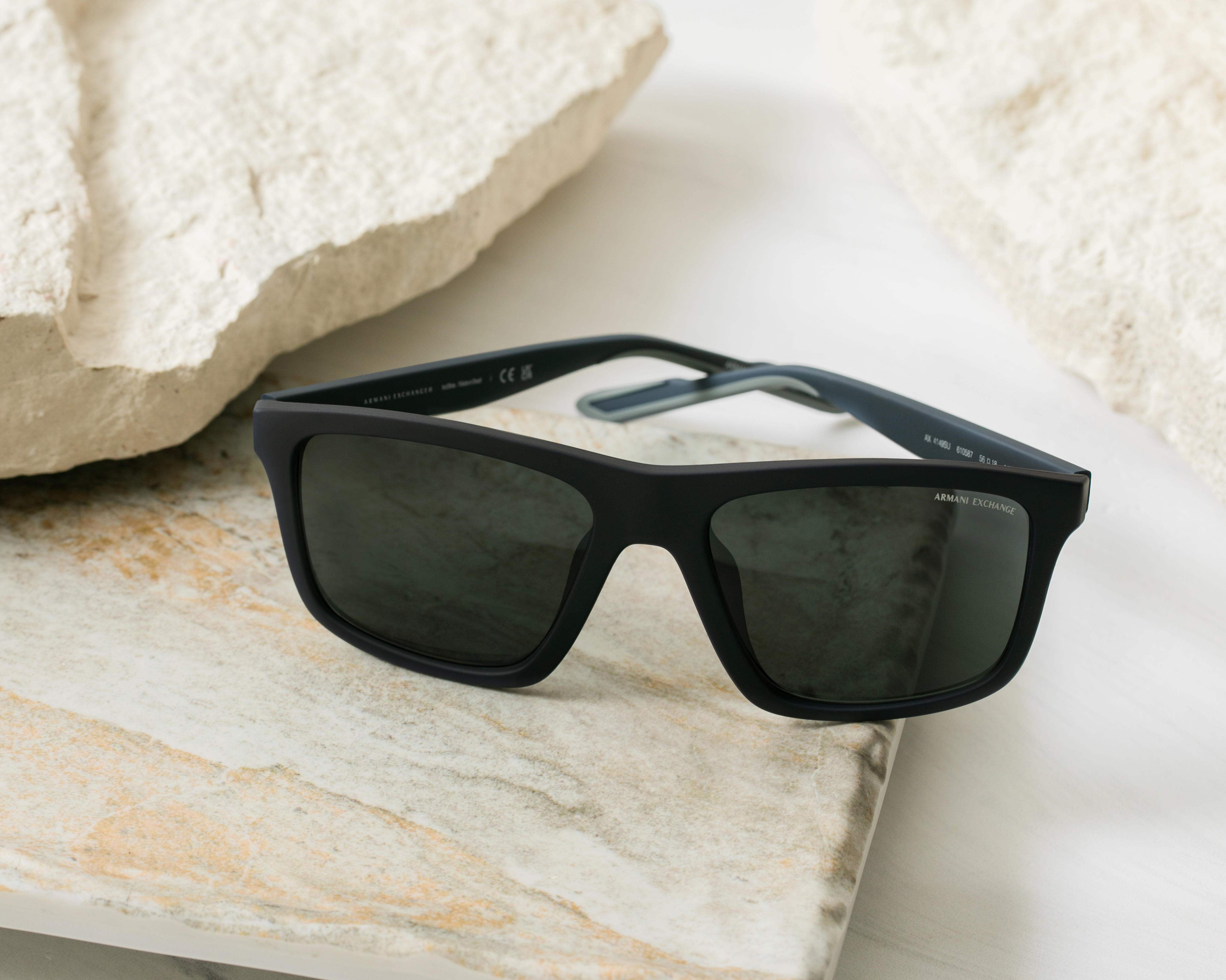 Foto 7 pulgar | Foto 6 | Lentes de Sol para Hombre Armani Exchange Wayfarer Azul