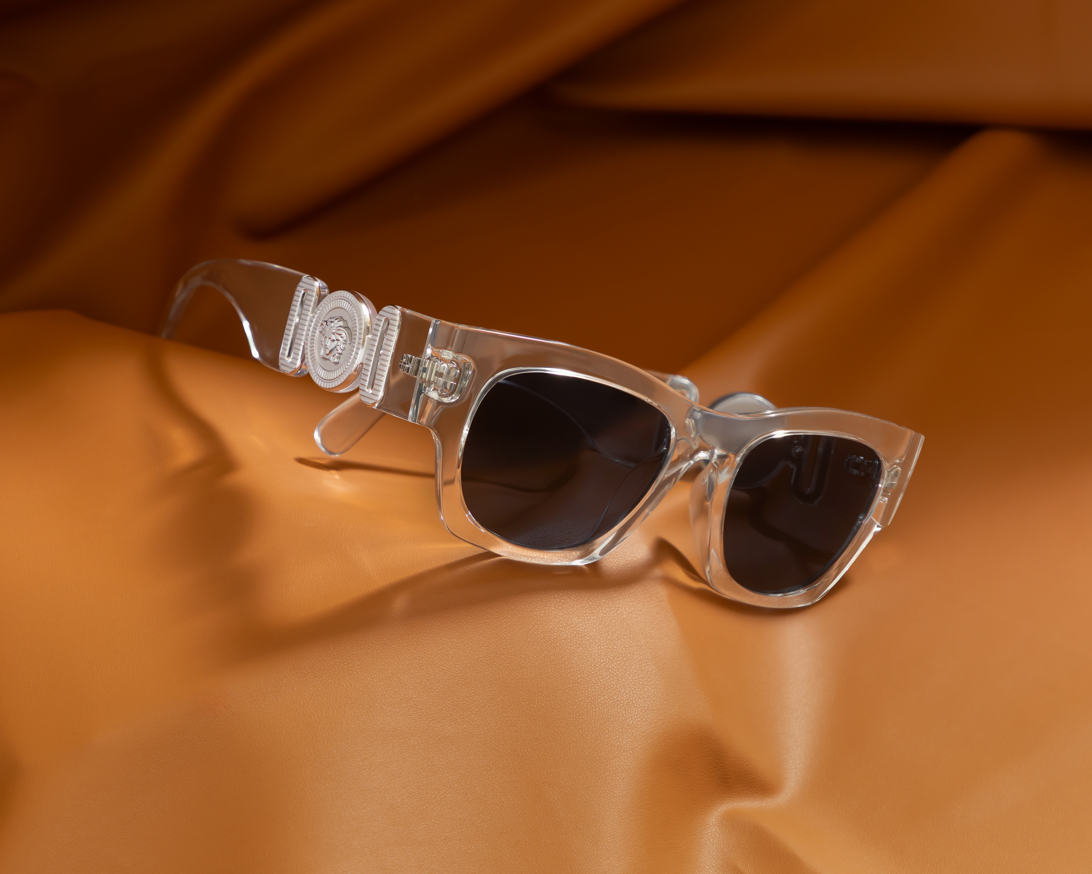 Foto 7 pulgar | Foto 6 | Lentes de Sol para Mujer Versace Rectangulares Transparentes