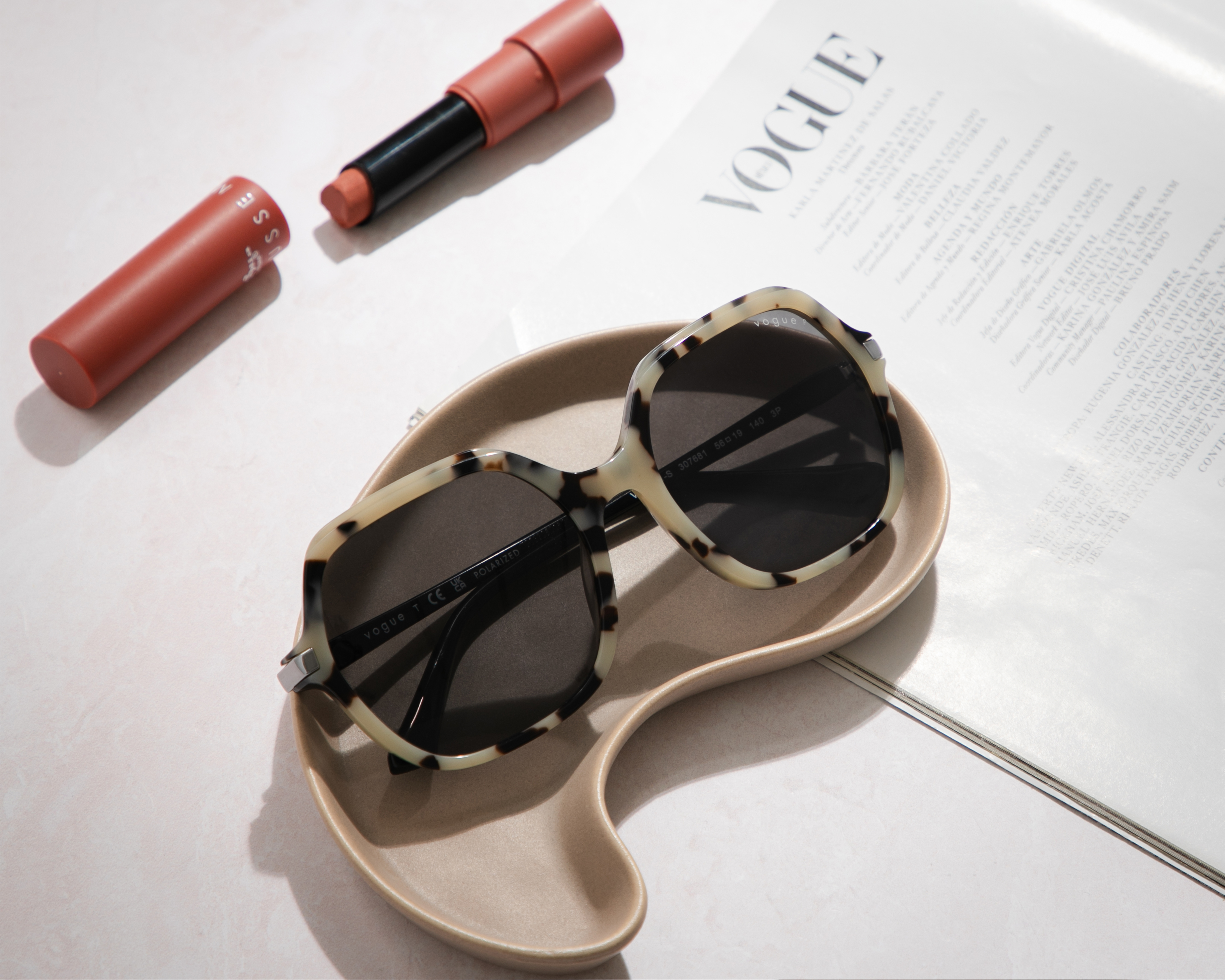 Foto 6 | Foto 6 | Lentes de Sol para Mujer Vogue Cuadrados Ivory