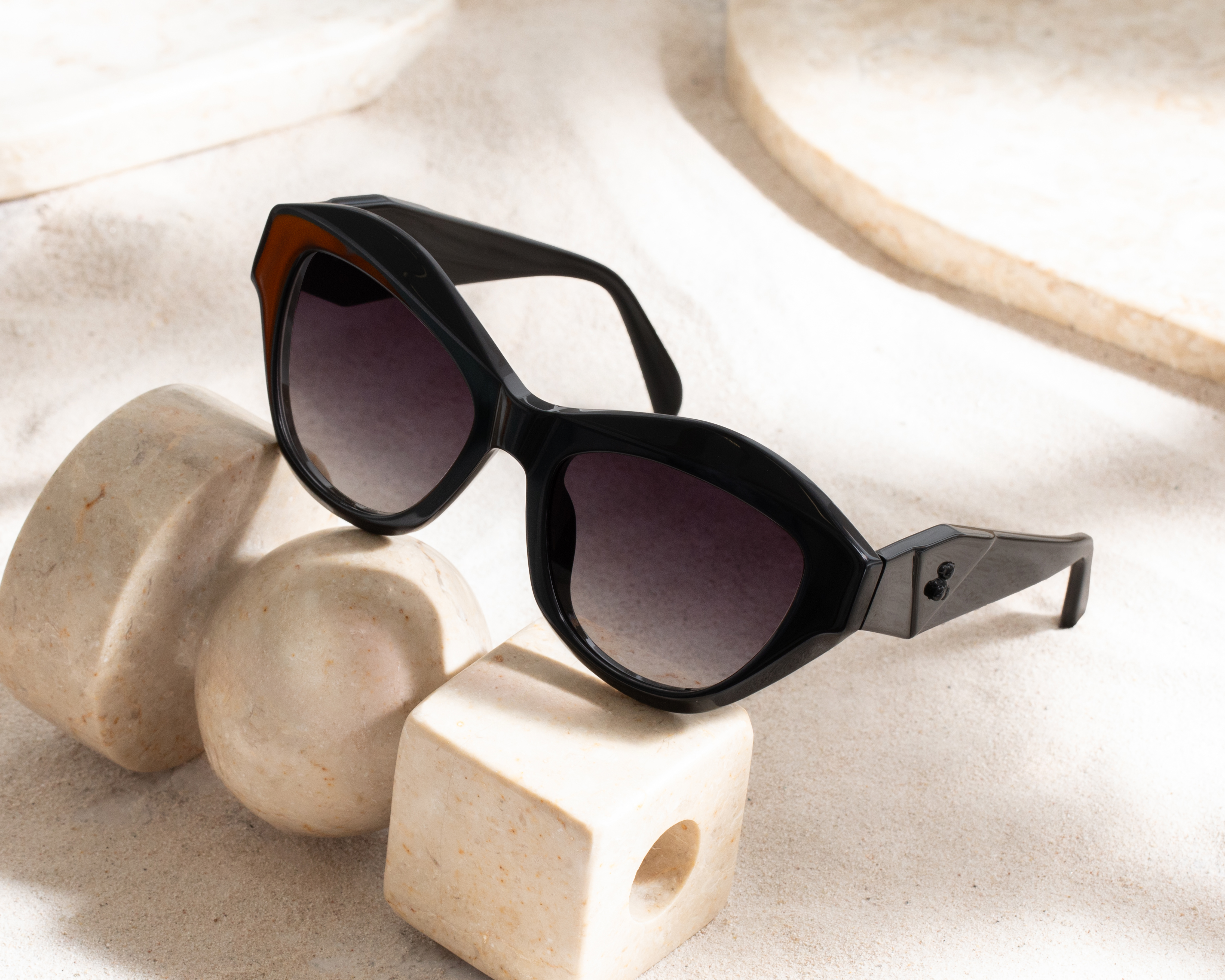 Foto 5 | Foto 5 | Lentes de Sol para Mujer Tous Cat Eye 0C77V Negros