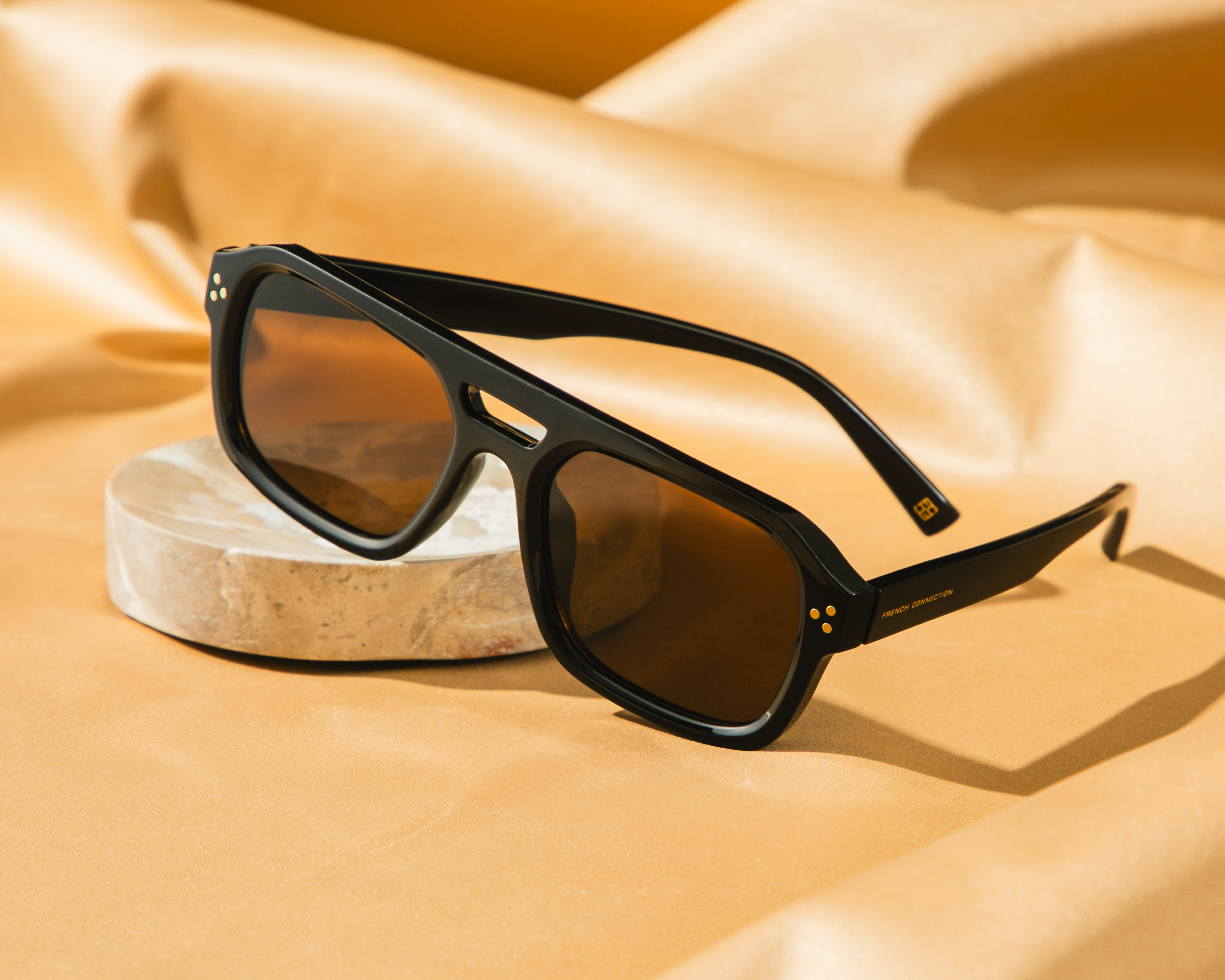 Foto 6 | Foto 6 | Lentes de Sol para Mujer French Connection Aviador Miriam Negro