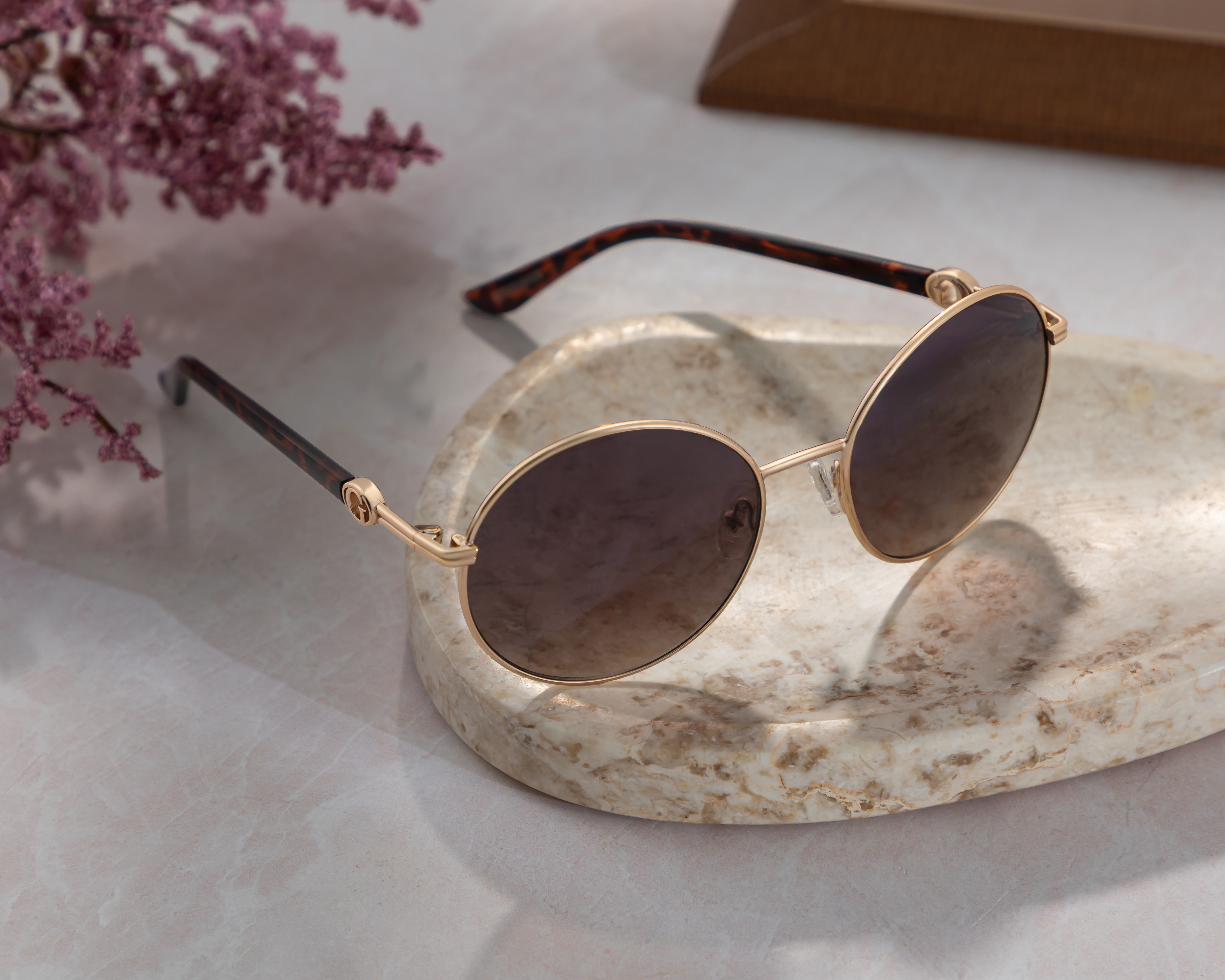 Foto 6 | Foto 6 | Lentes de Sol para Mujer Guess Redondos Dorados