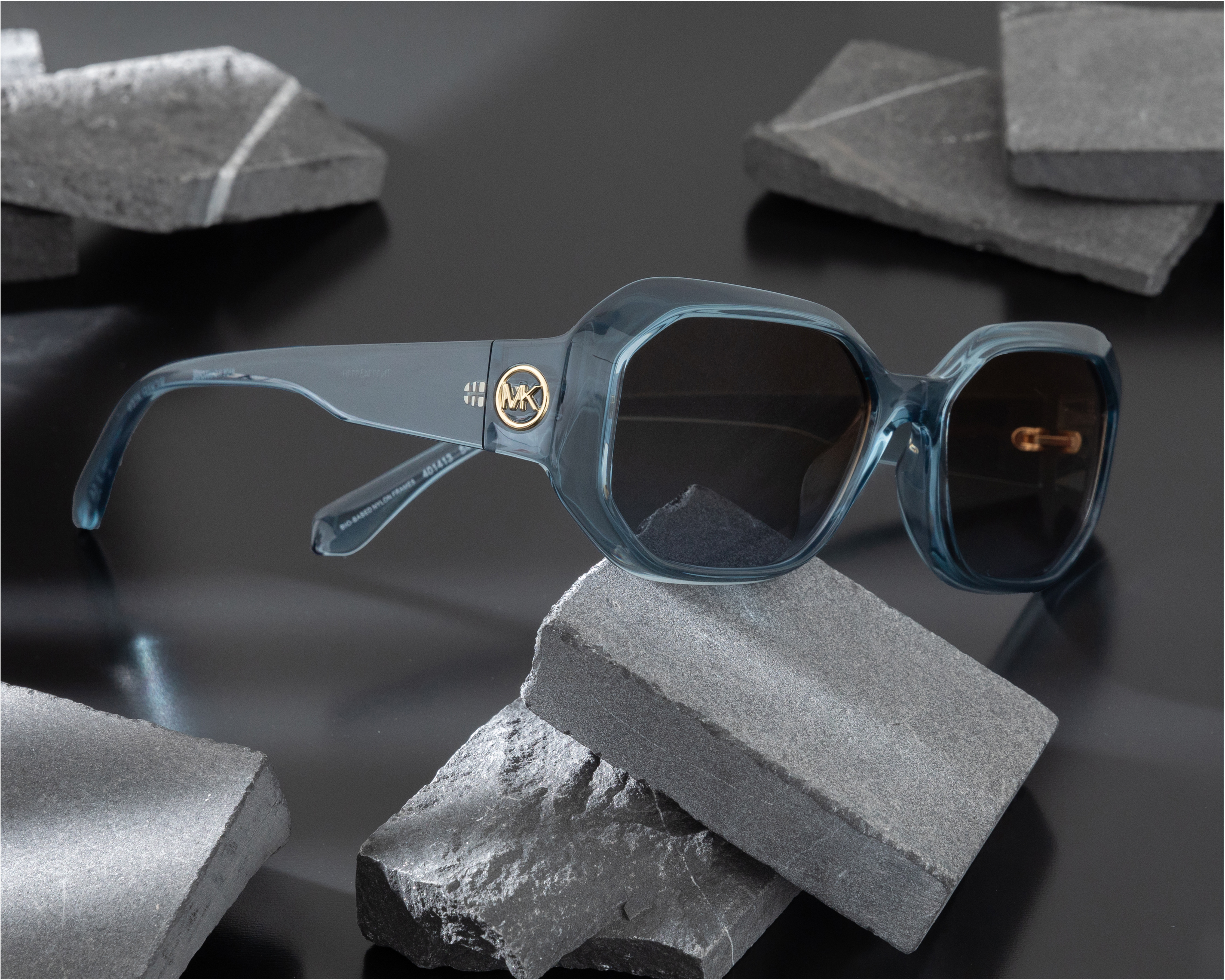 Foto 6 | Foto 6 | Lentes de Sol para Mujer Michael Kors Rectangulares 0MK 2240U 401413 Grises