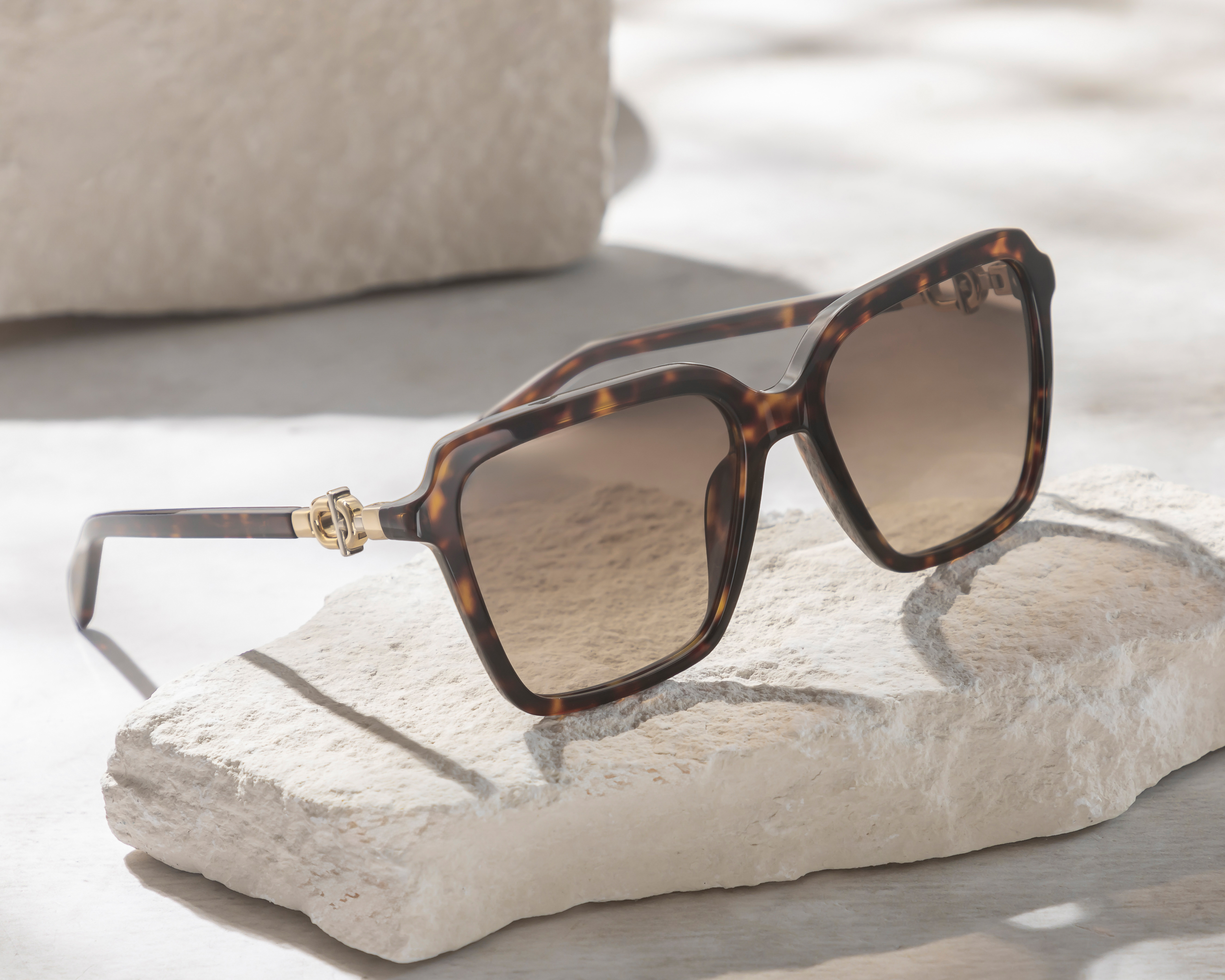 Foto 7 pulgar | Foto 6 | Lentes de Sol para Mujer Tous Cuadrado STO.00C74.0743.56 Havana