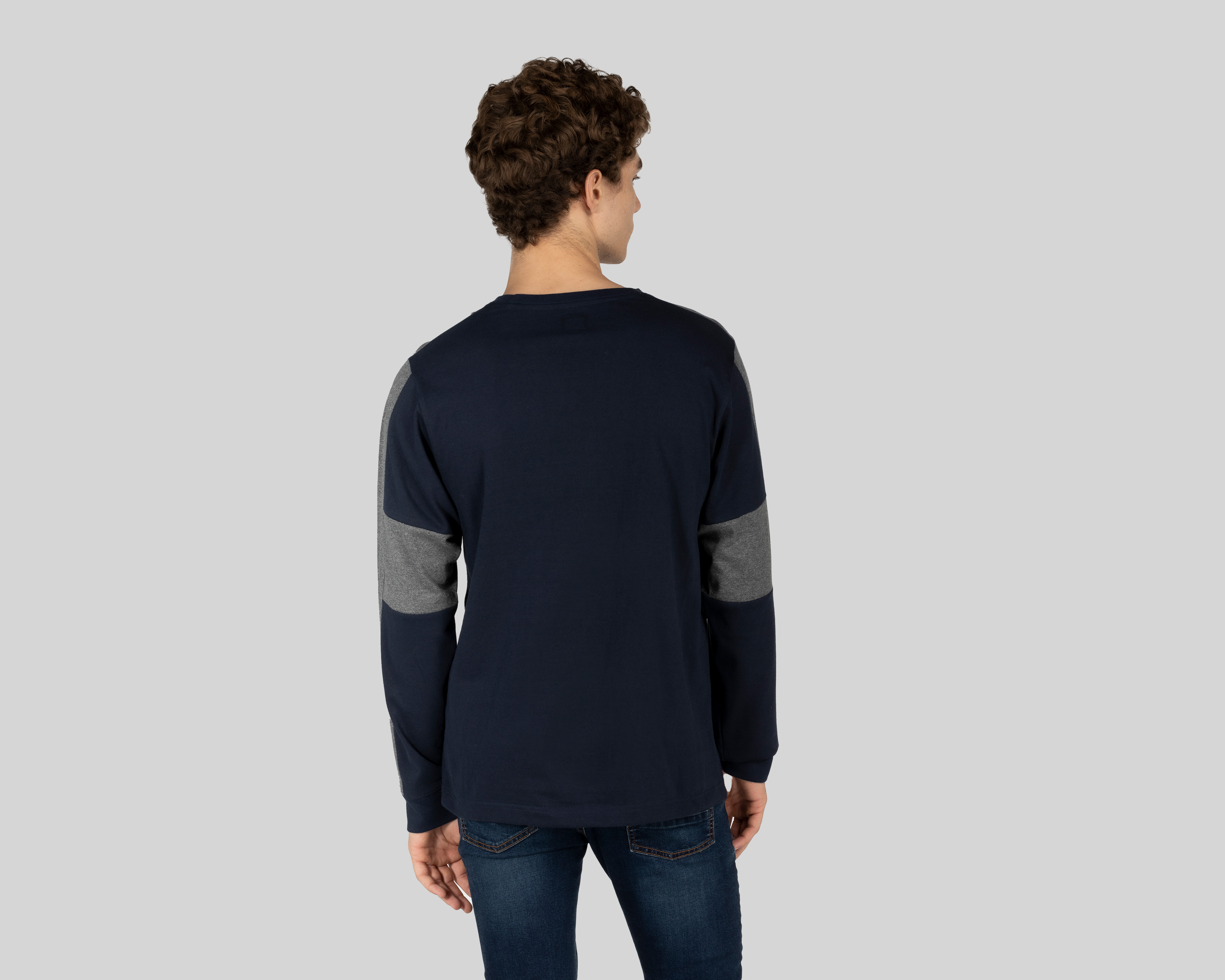 Foto 2 | Foto 2 | Playera CAT Cuello Redondo