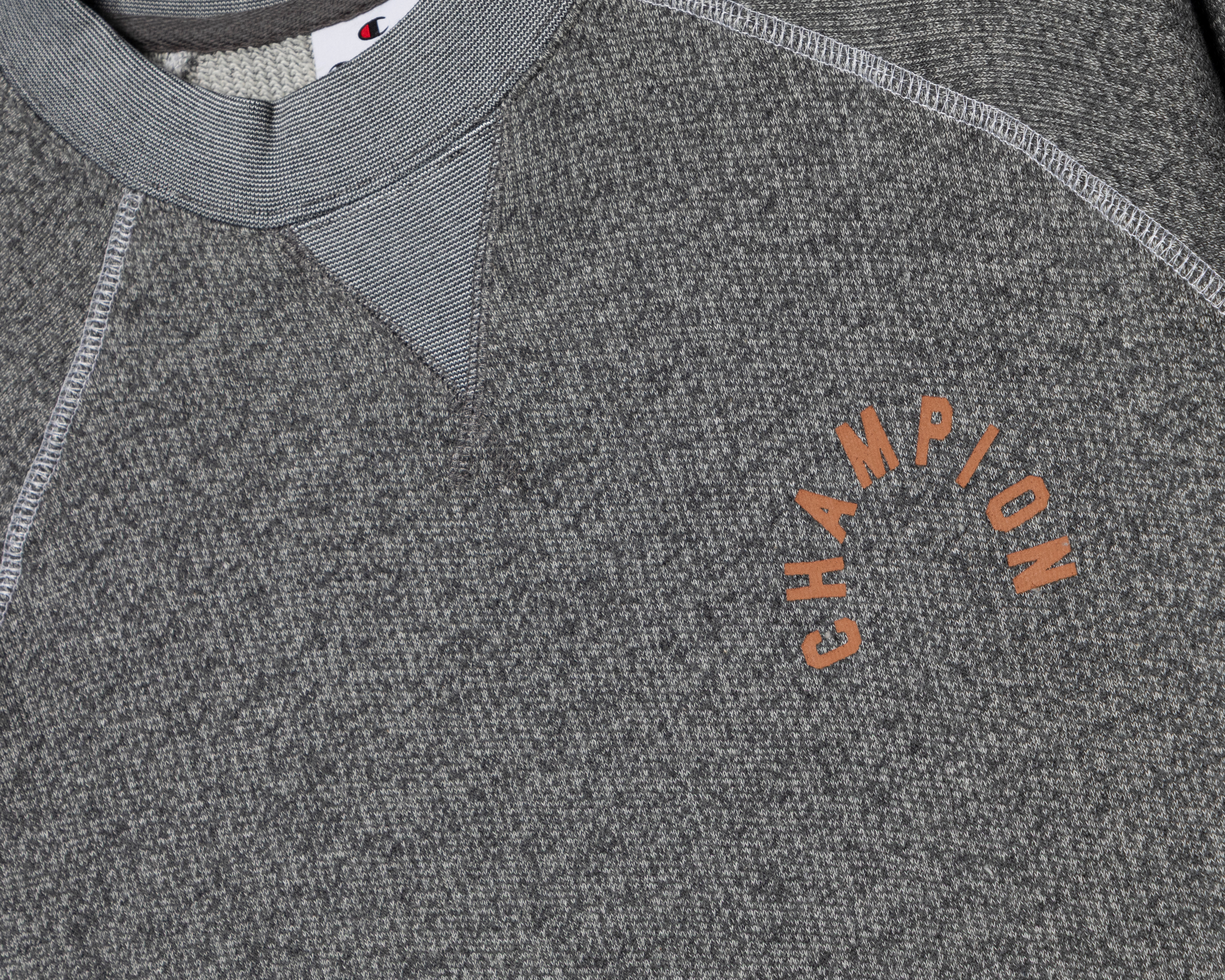 Foto 4 pulgar | Foto 3 | Sudadera Champion para Hombre