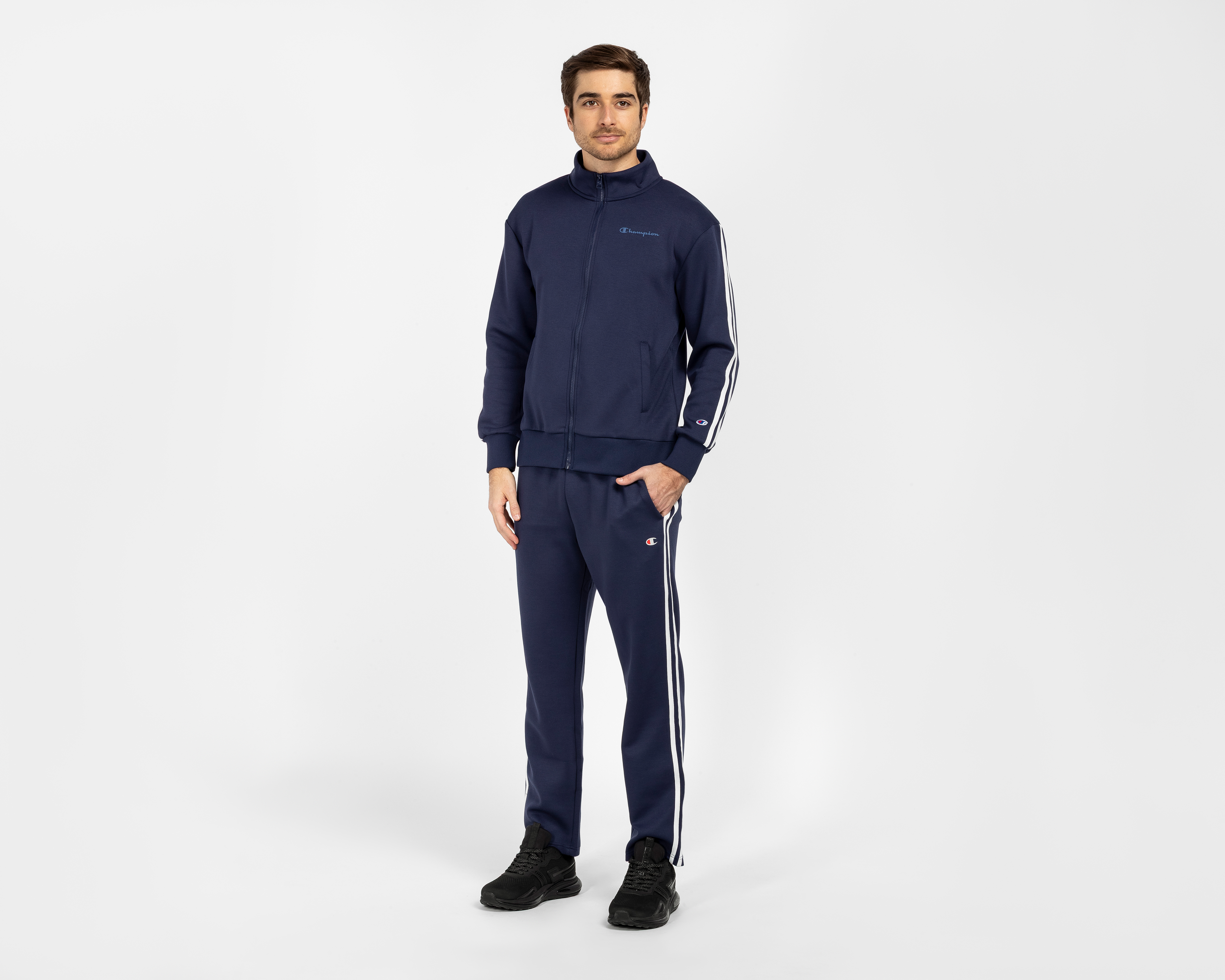 Foto 2 pulgar | Foto 1 | Conjunto Deportivo de Pants y Sudadera Champion para Hombre