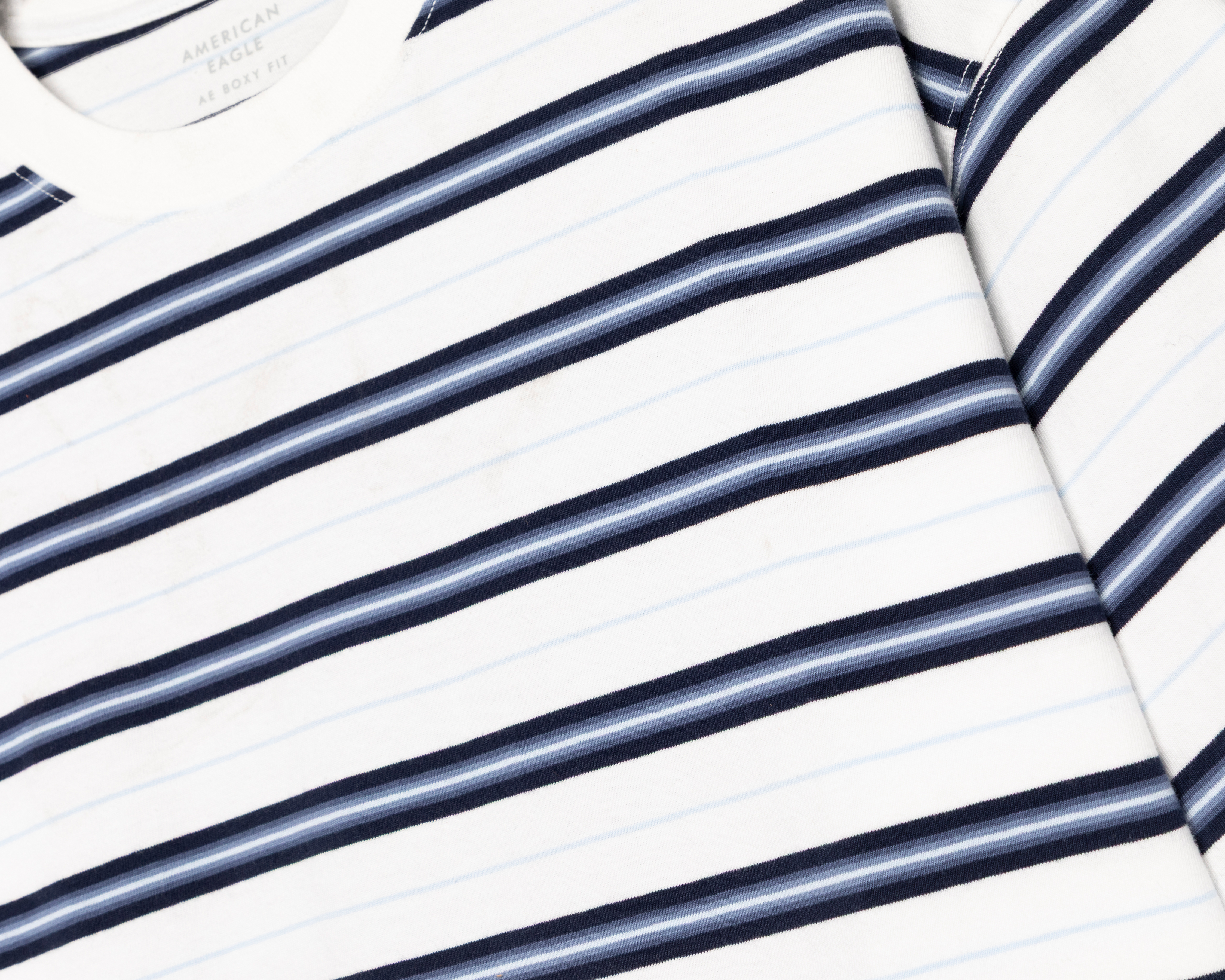 Foto 4 pulgar | Foto 3 | Playera con Cuello Redondo Multicolor American Eagle para Hombre