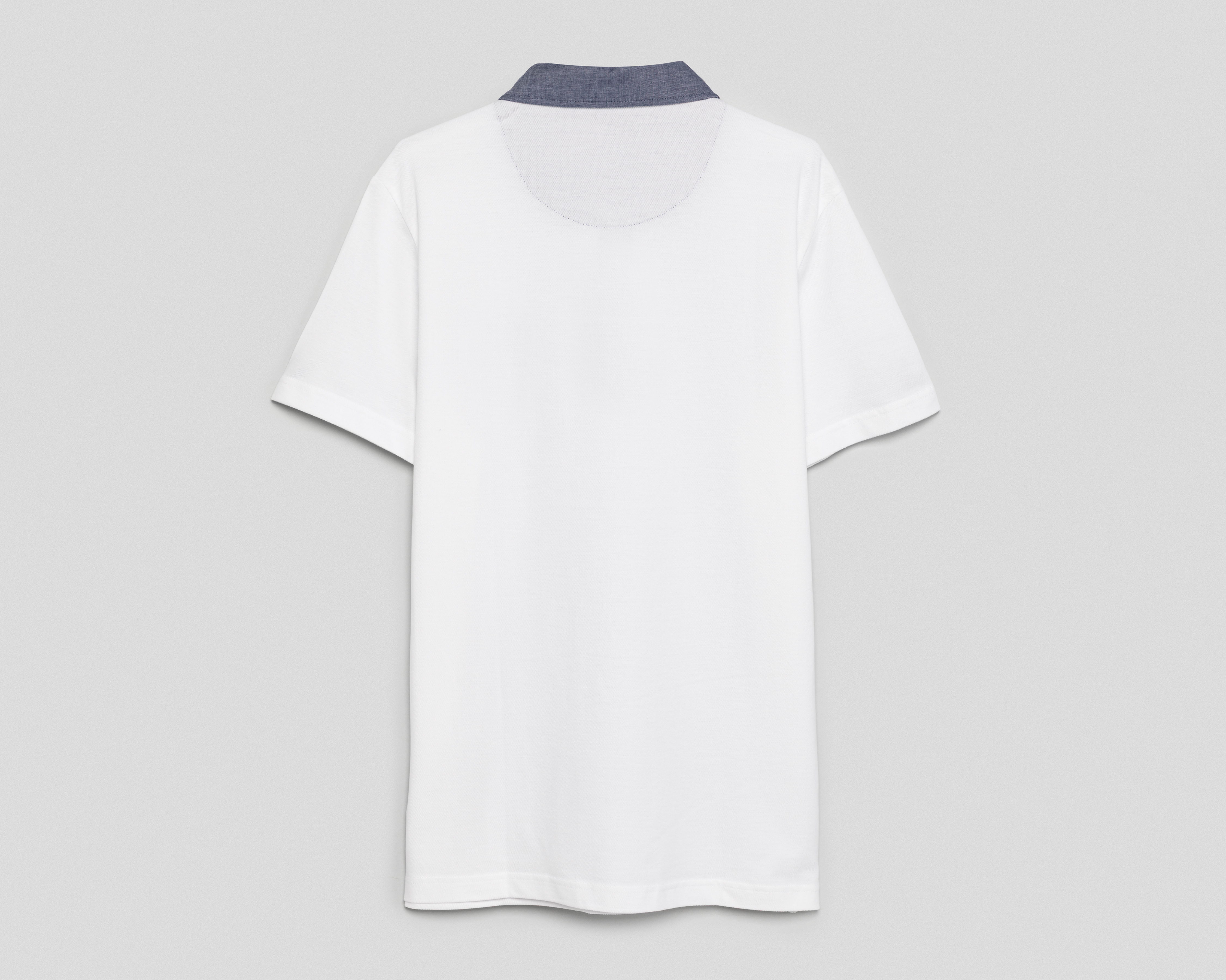 Foto 3 pulgar | Foto 2 | Playera Polo Guess Blanca para Hombre