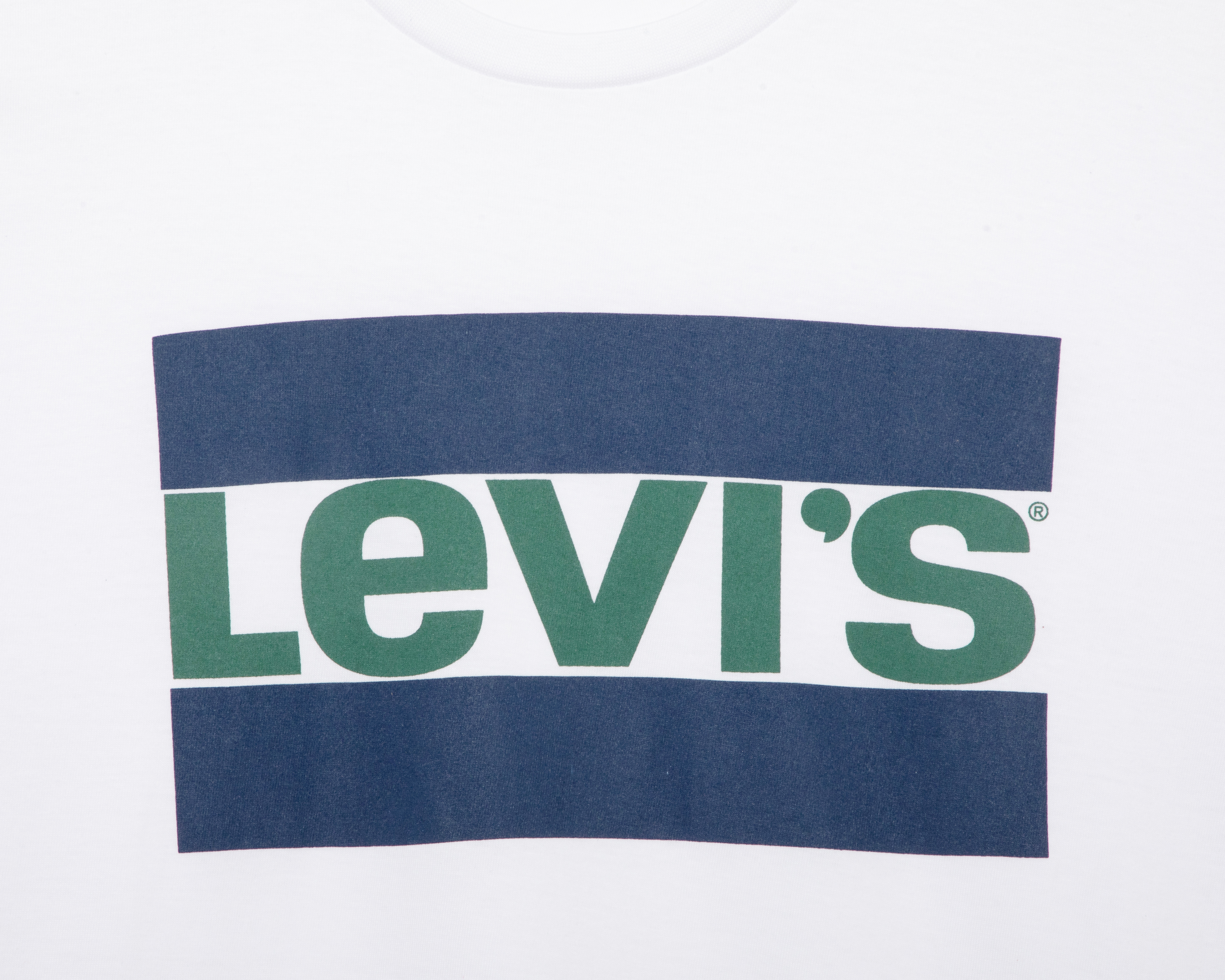 Foto 4 pulgar | Foto 3 | Playera de Cuello Redondo Blanca Levi's para Hombre